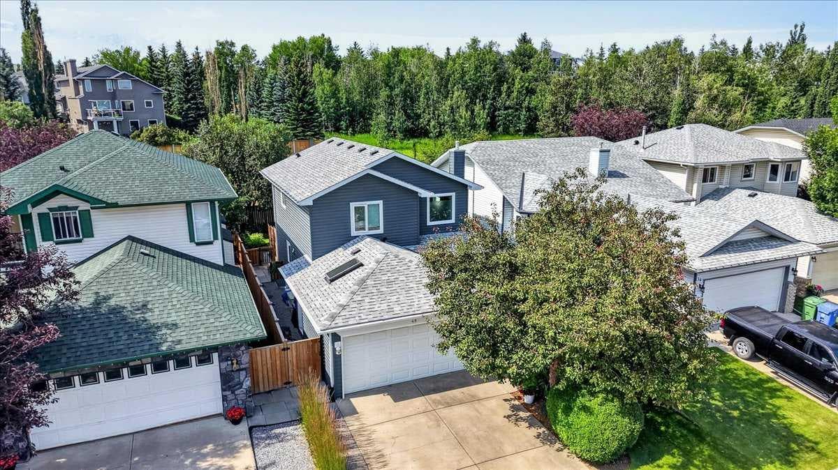 49 Hidden Valley Crescent  NW