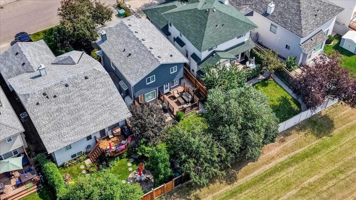 49 Hidden Valley Crescent  NW