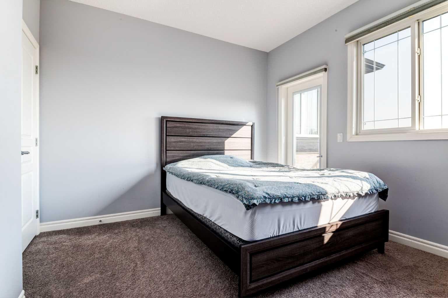 14 Marquis Heights SE