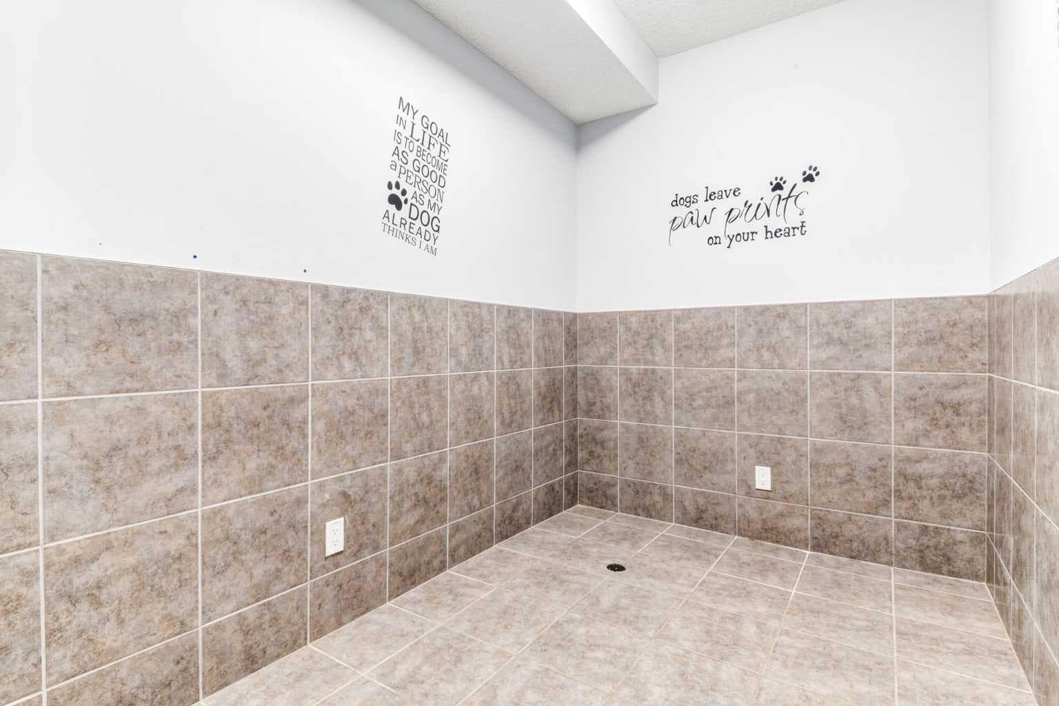 14 Marquis Heights SE