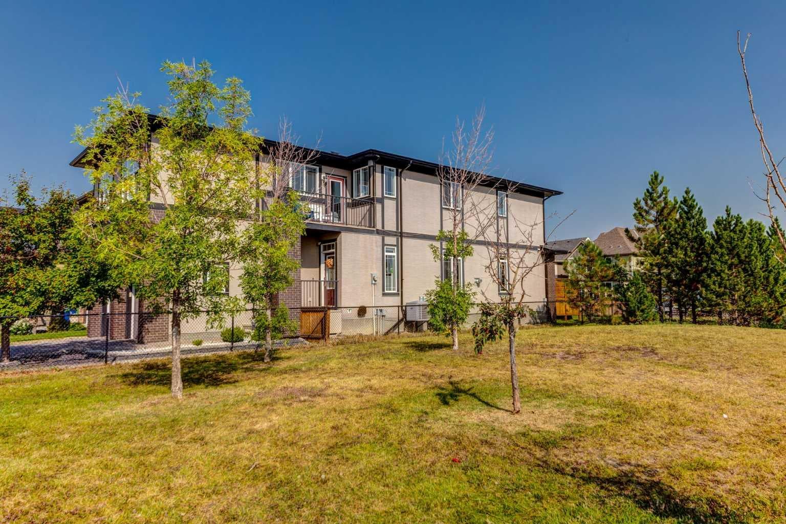 14 Marquis Heights SE