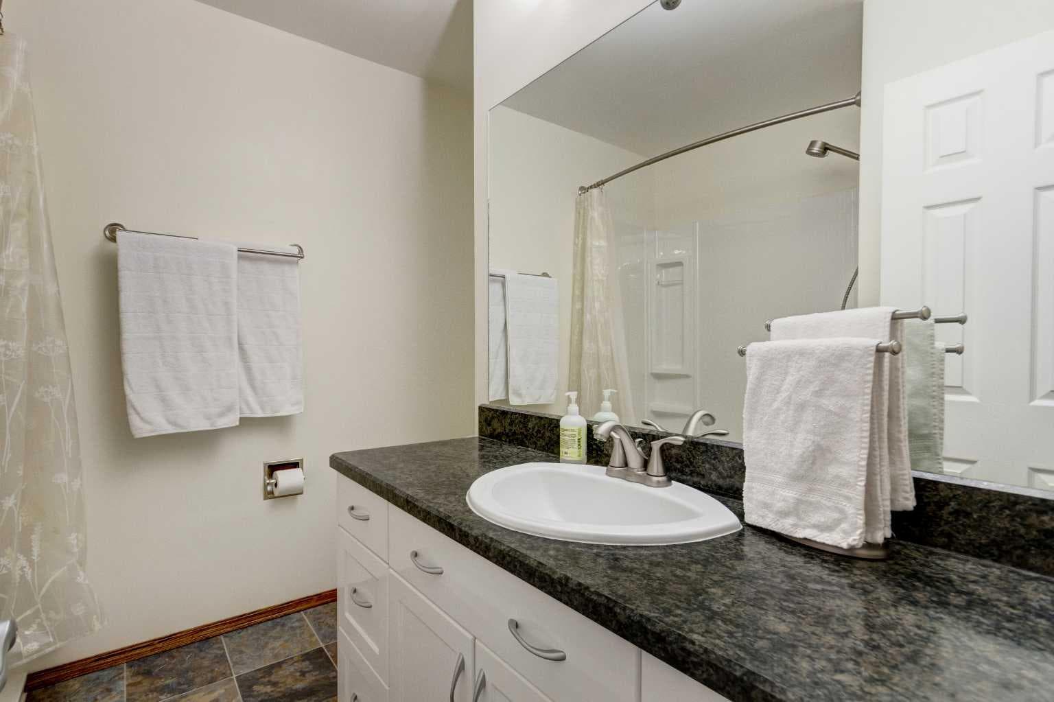 386 Brae Glen Crescent SW