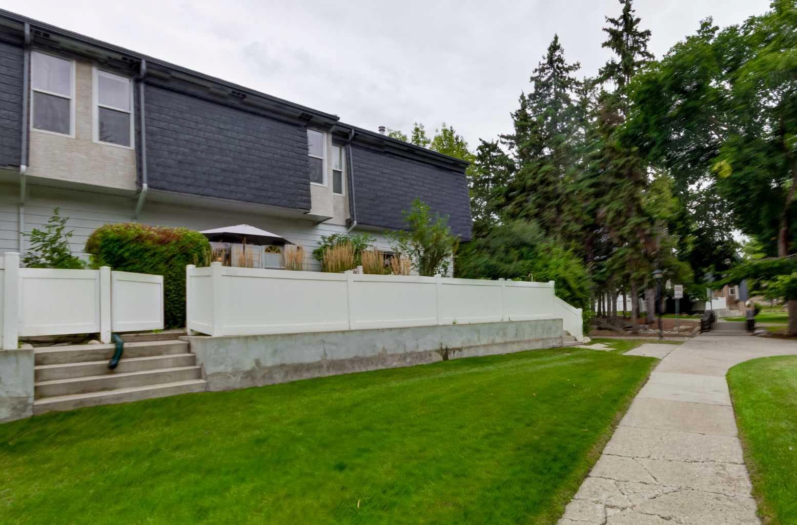 386 Brae Glen Crescent SW
