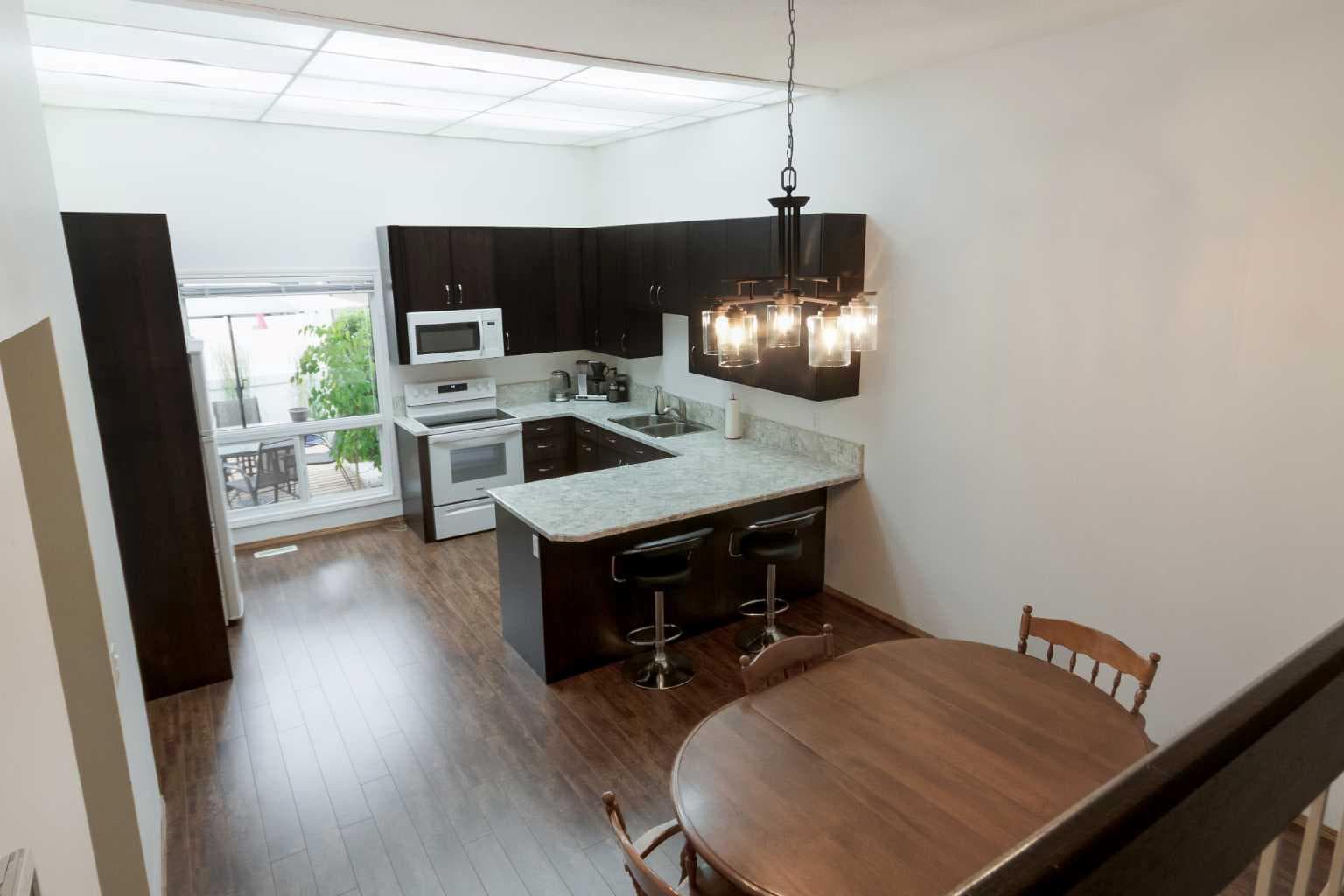 386 Brae Glen Crescent SW