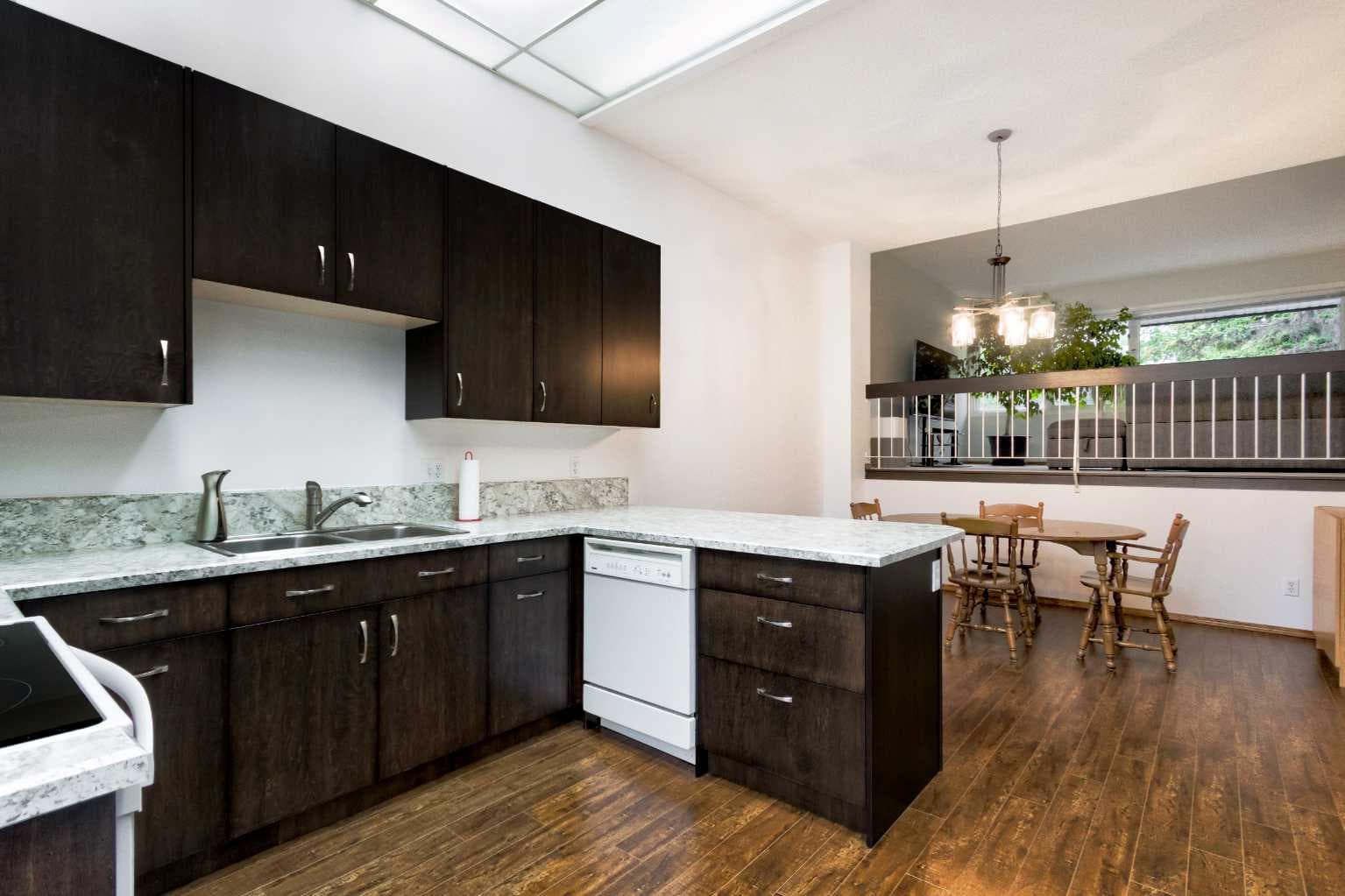 386 Brae Glen Crescent SW