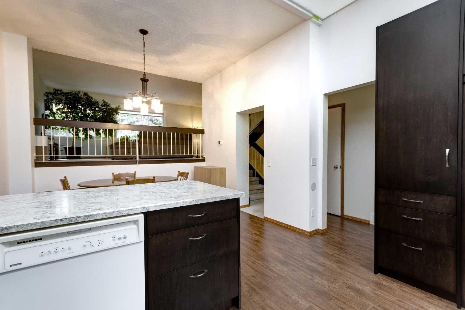 386 Brae Glen Crescent SW
