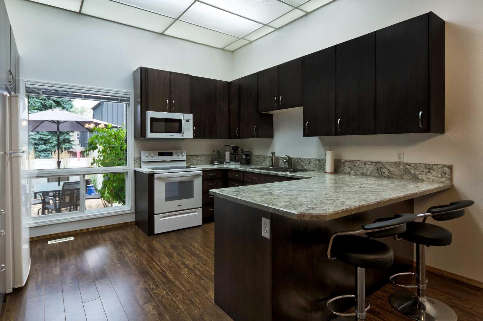 386 Brae Glen Crescent SW