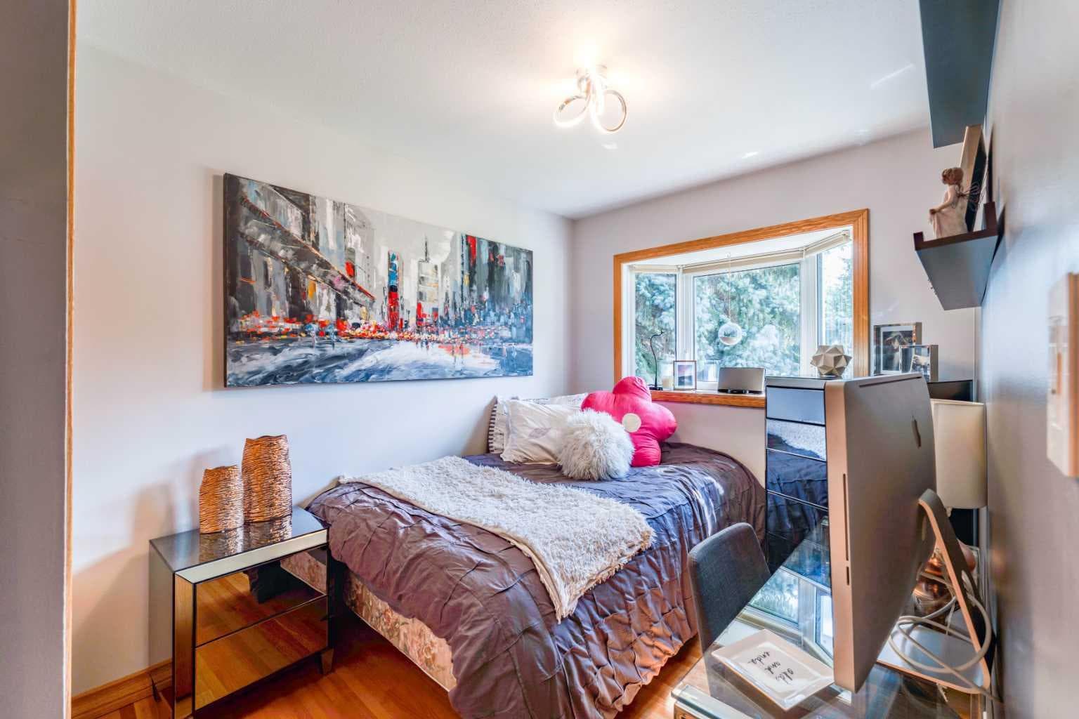 52 Windermere Road SW