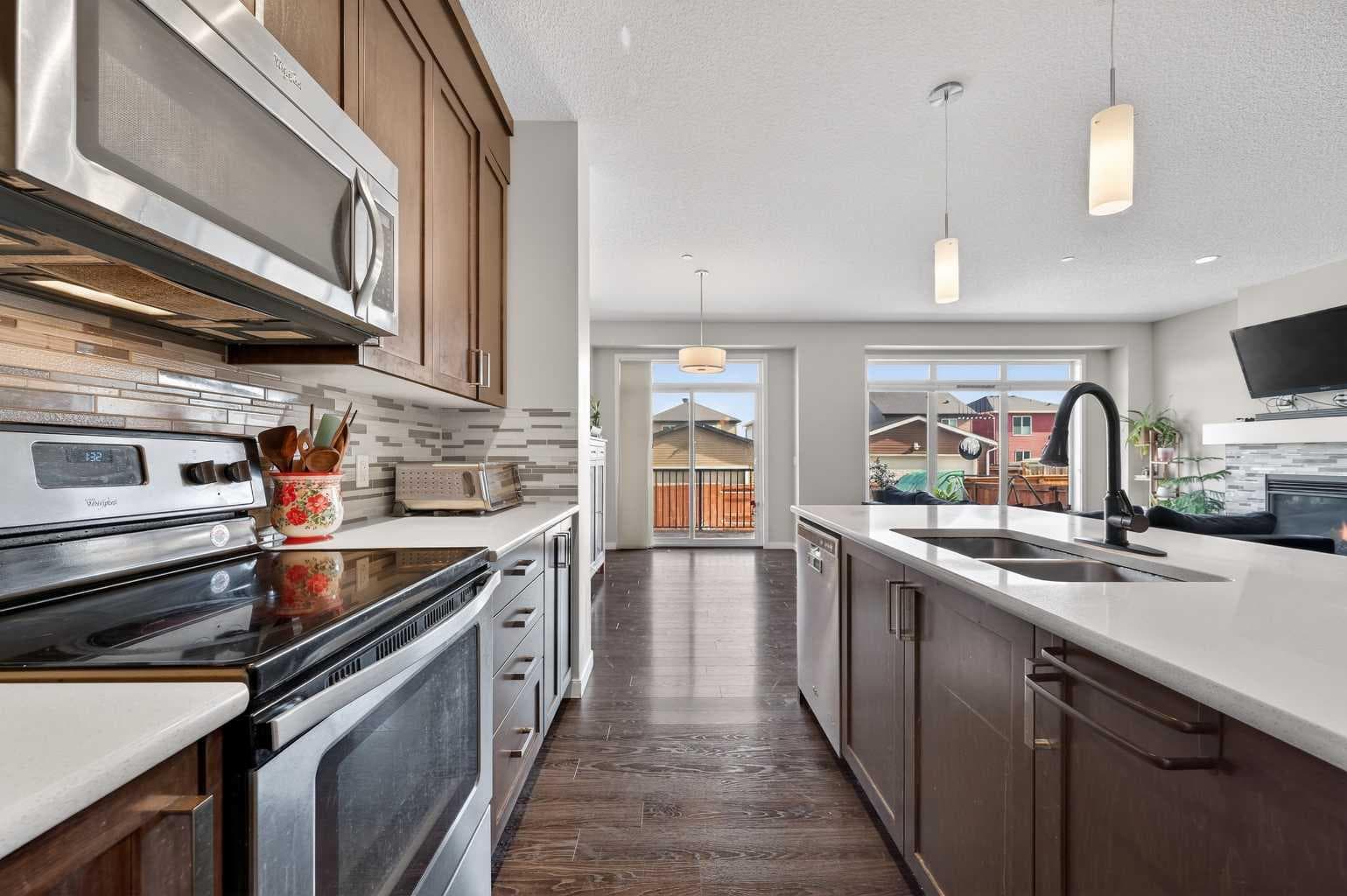 15 Fireside Crescent 