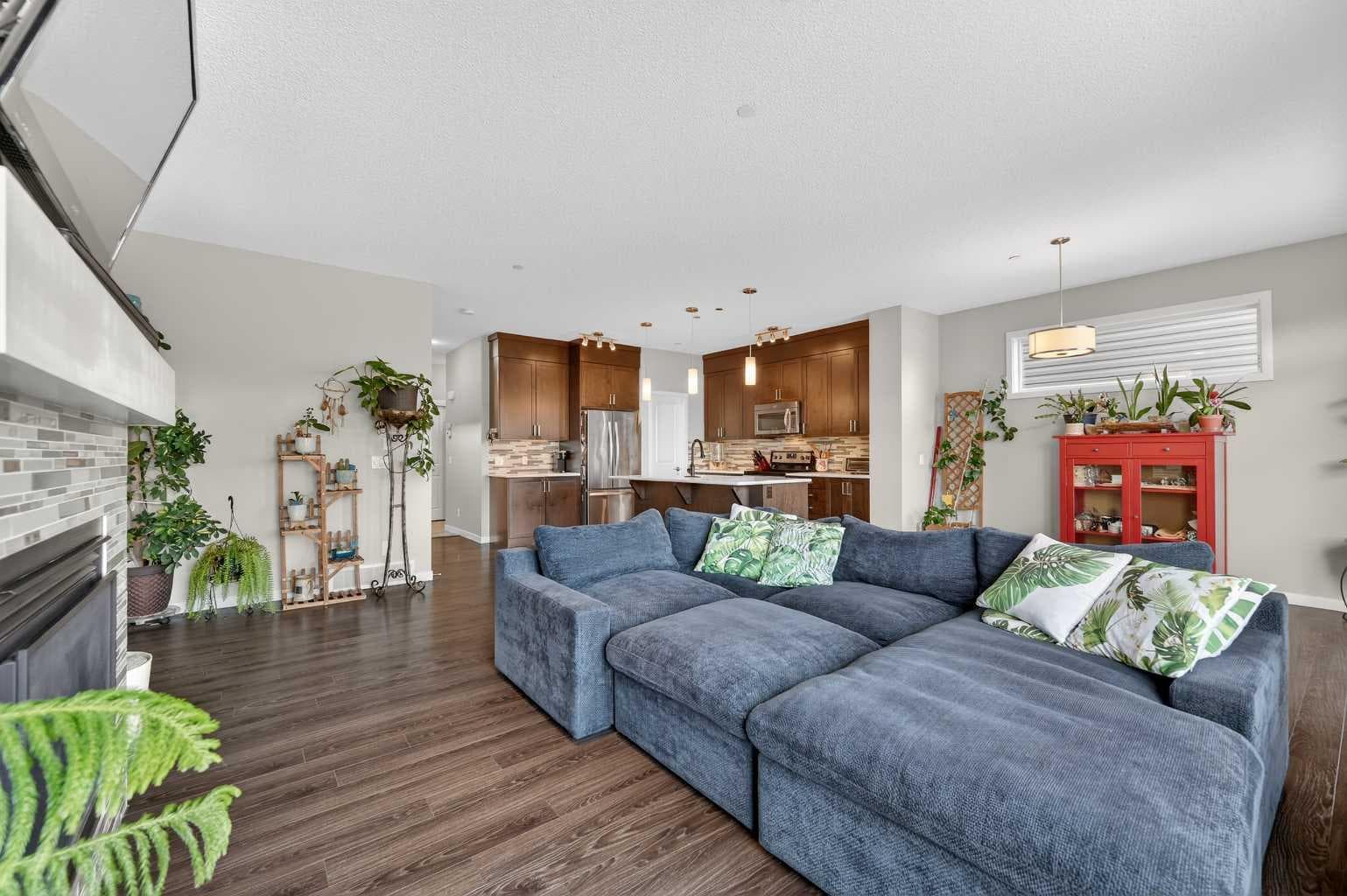 15 Fireside Crescent 