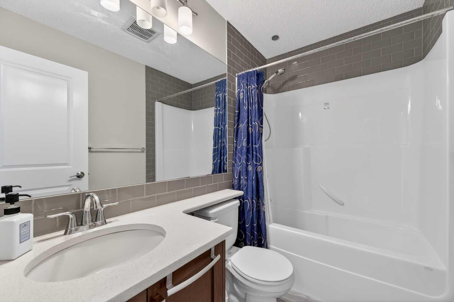 15 Fireside Crescent 