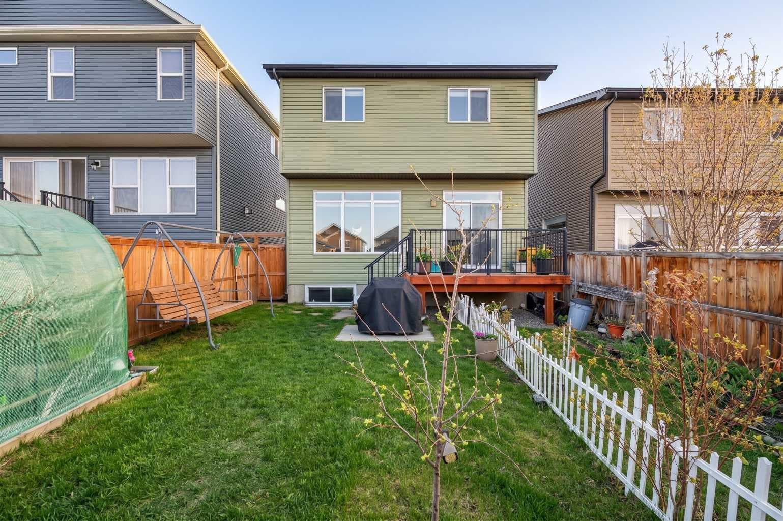 15 Fireside Crescent 