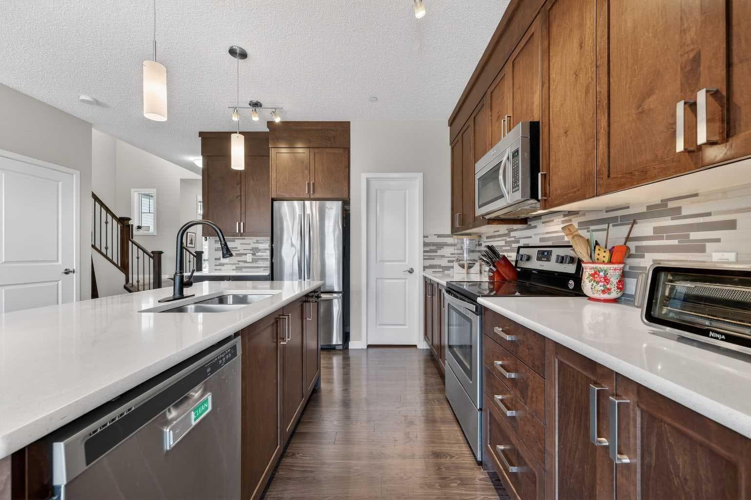 15 Fireside Crescent 