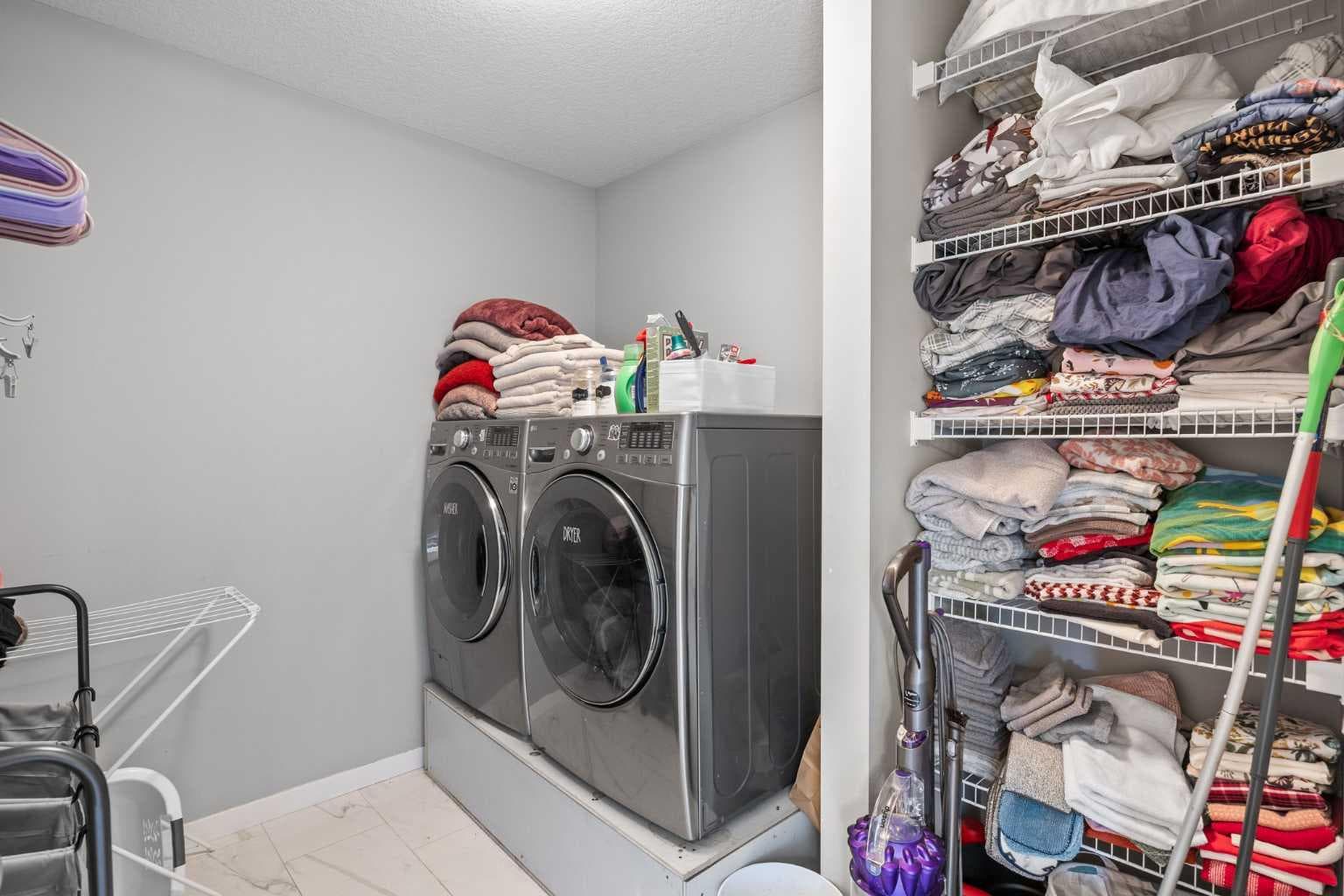 38 Seton Manor SE
