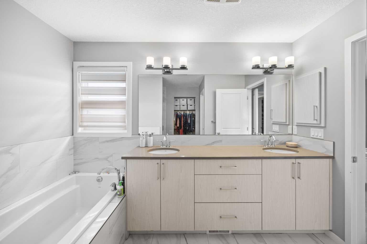 38 Seton Manor SE