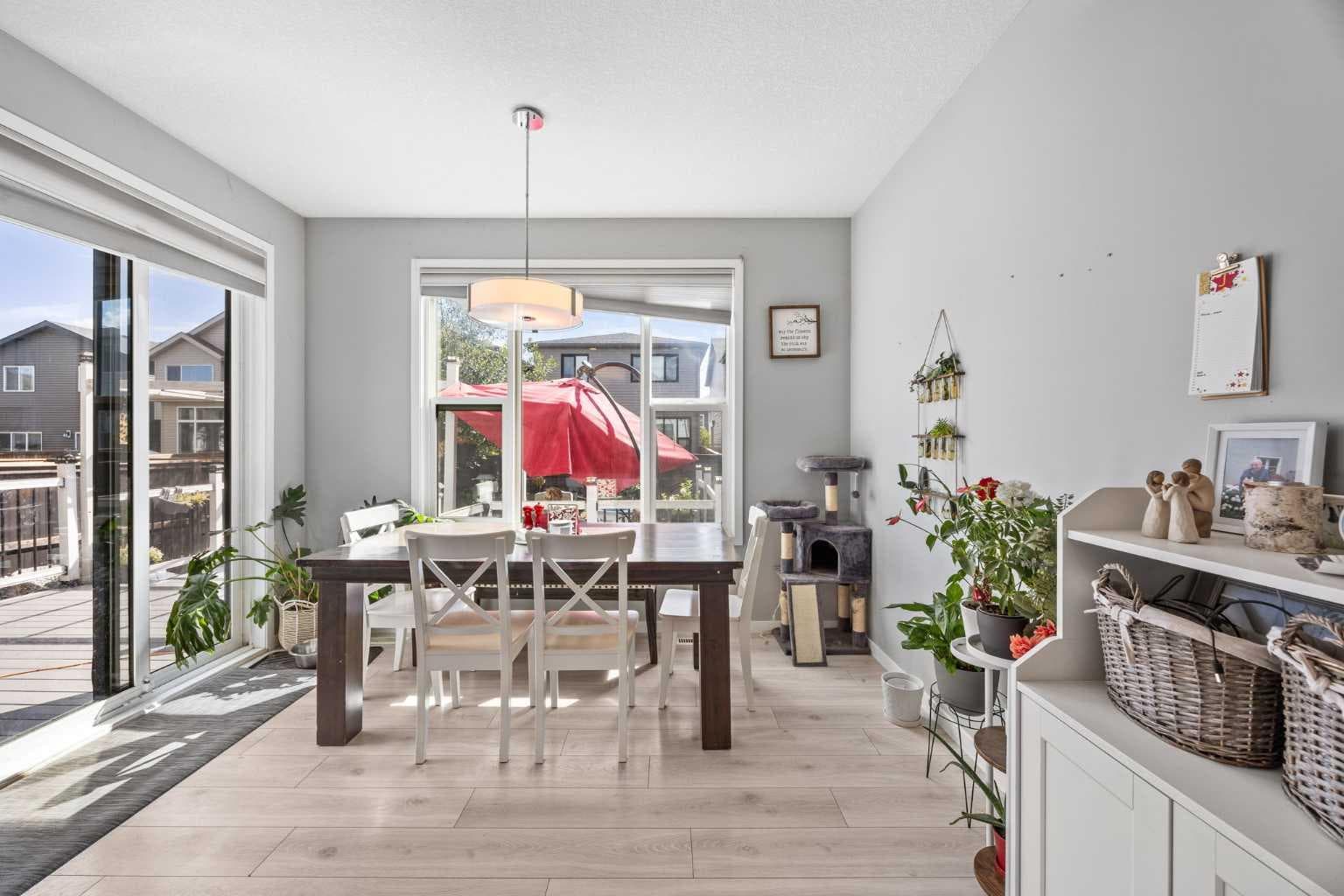 38 Seton Manor SE