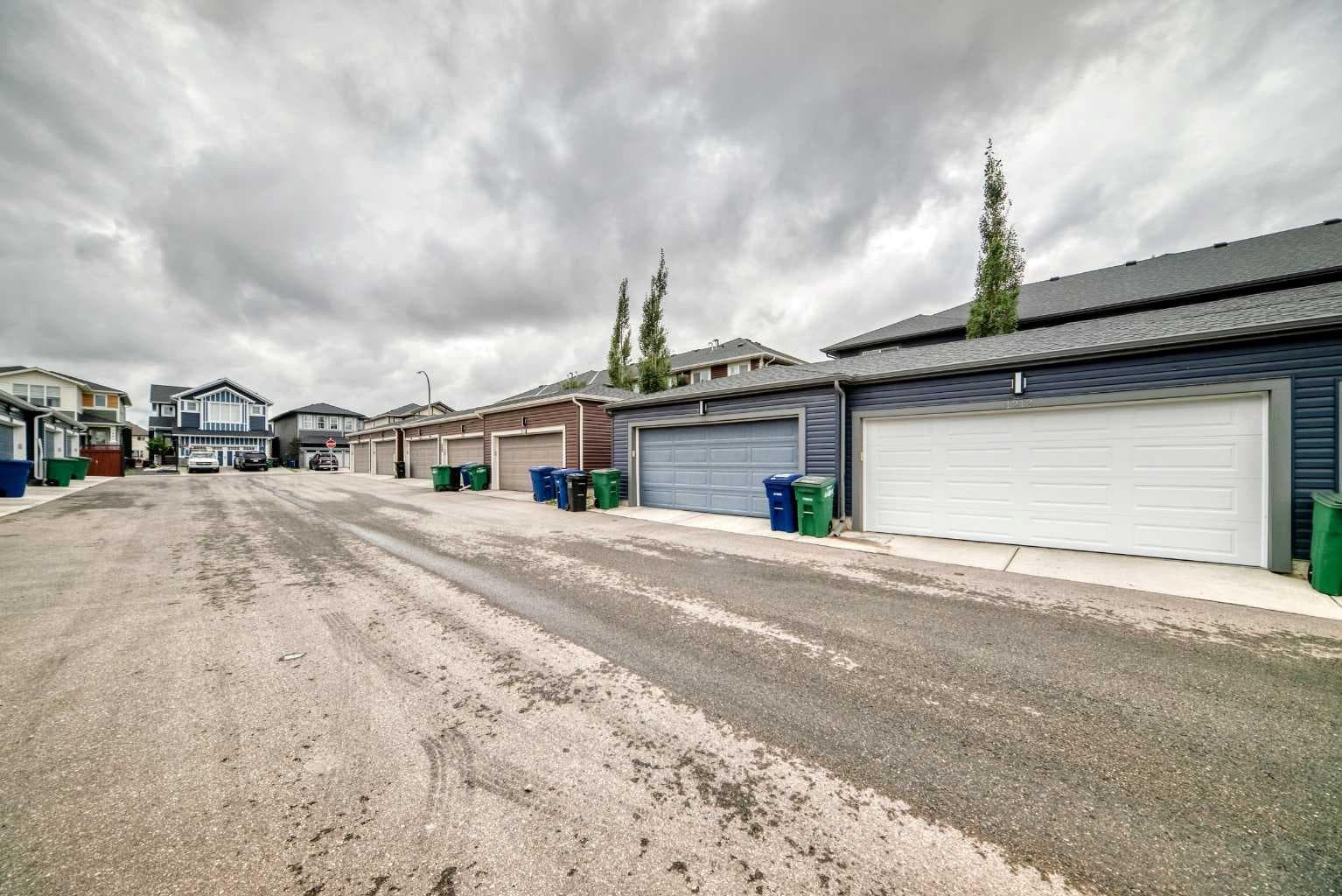 1213 Midpark Lane SW