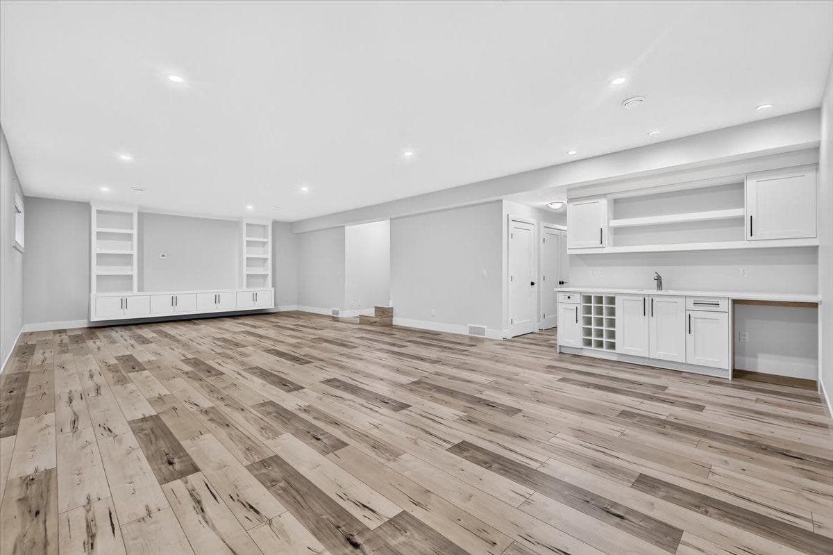 1924 Glenmount Drive SW
