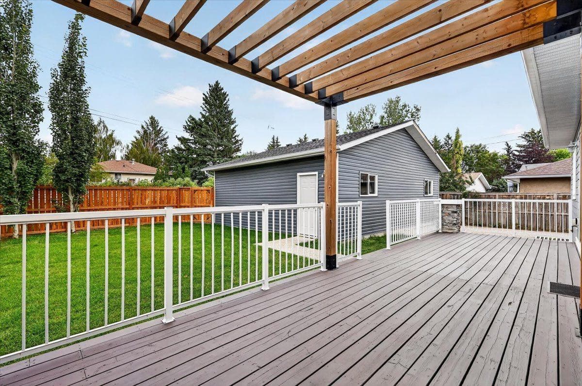 1924 Glenmount Drive SW