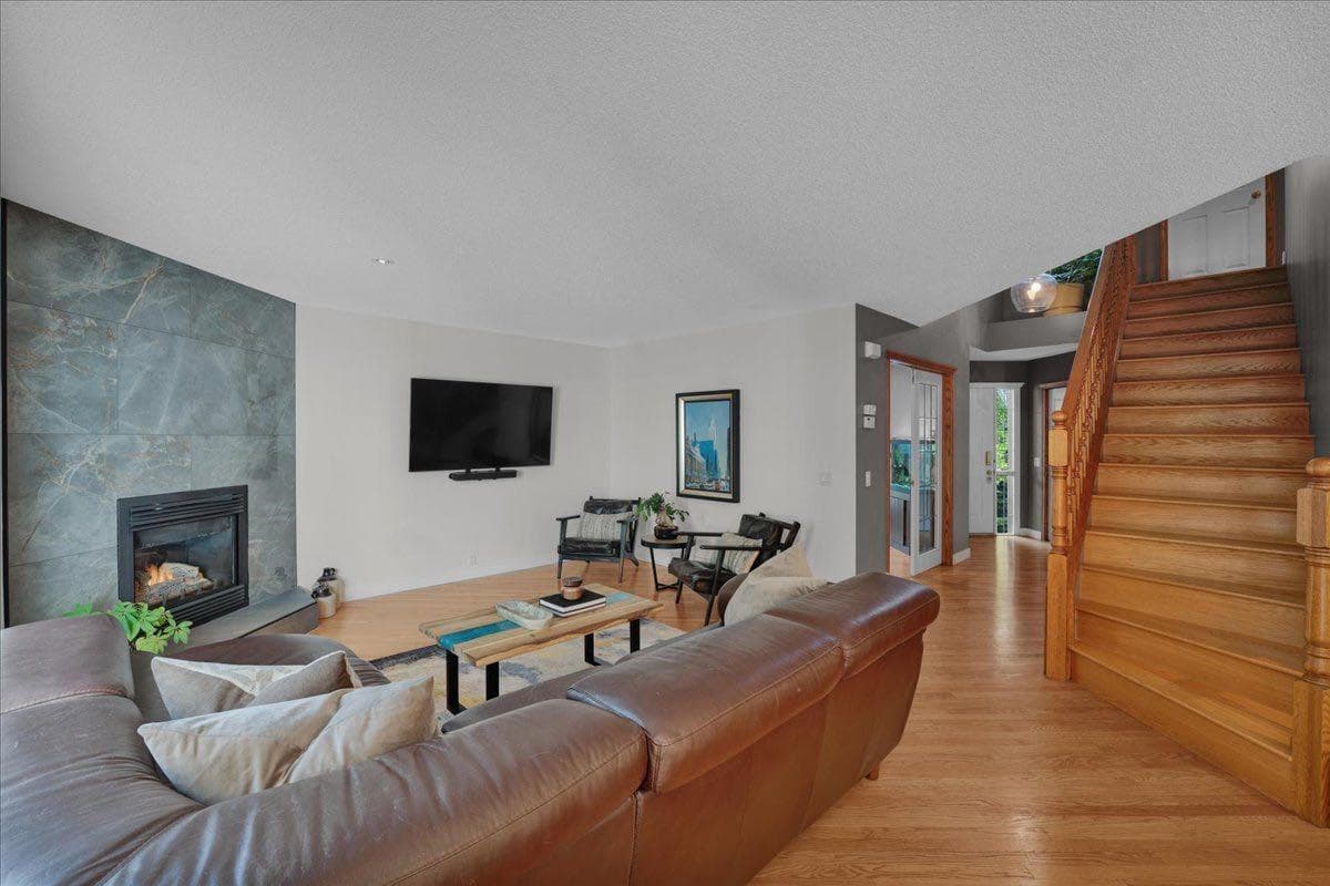 50 Springbank Crescent SW