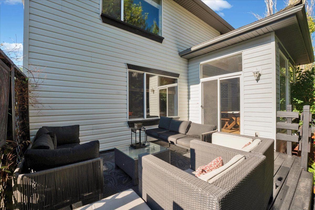 50 Springbank Crescent SW