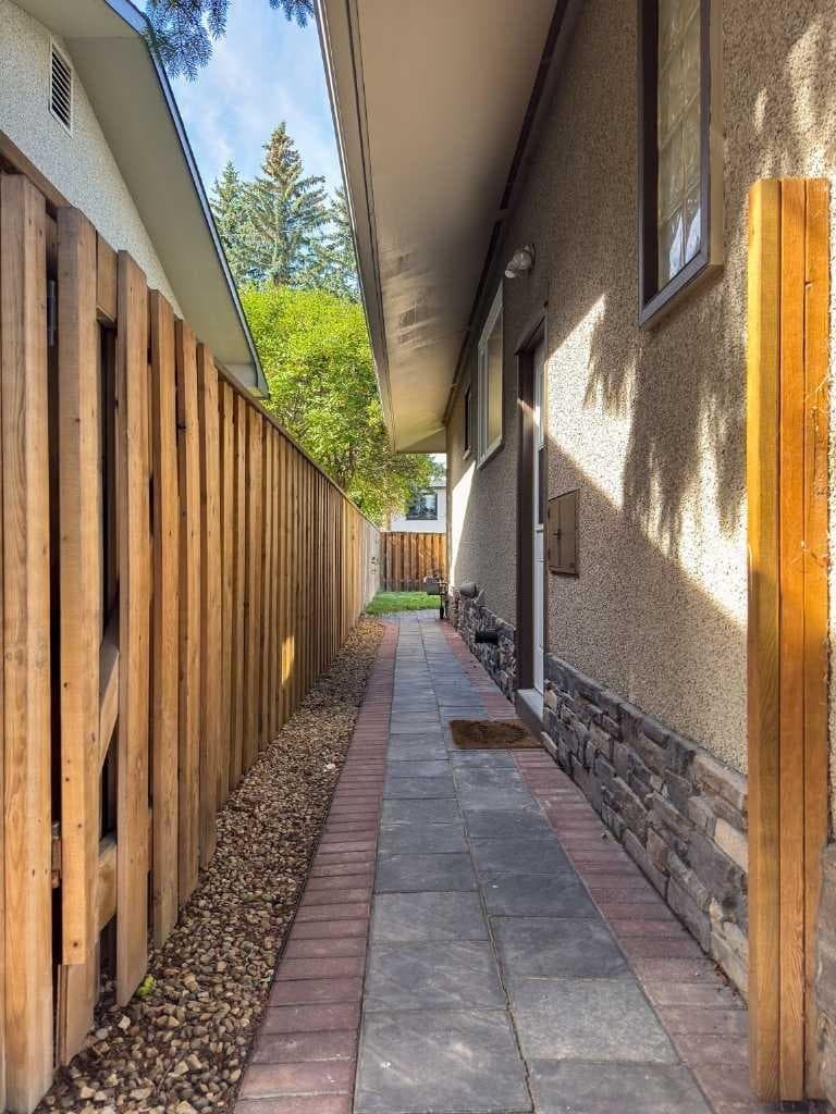 23 Brown Crescent NW