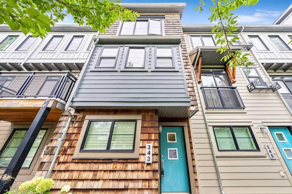 343 Walden Drive SE