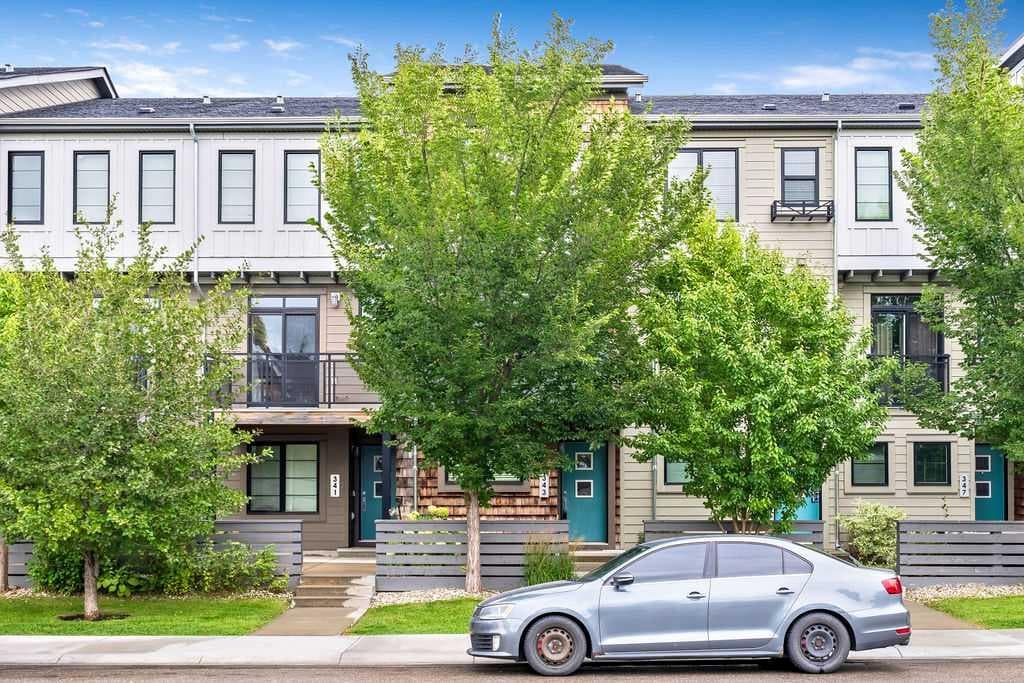 343 Walden Drive SE