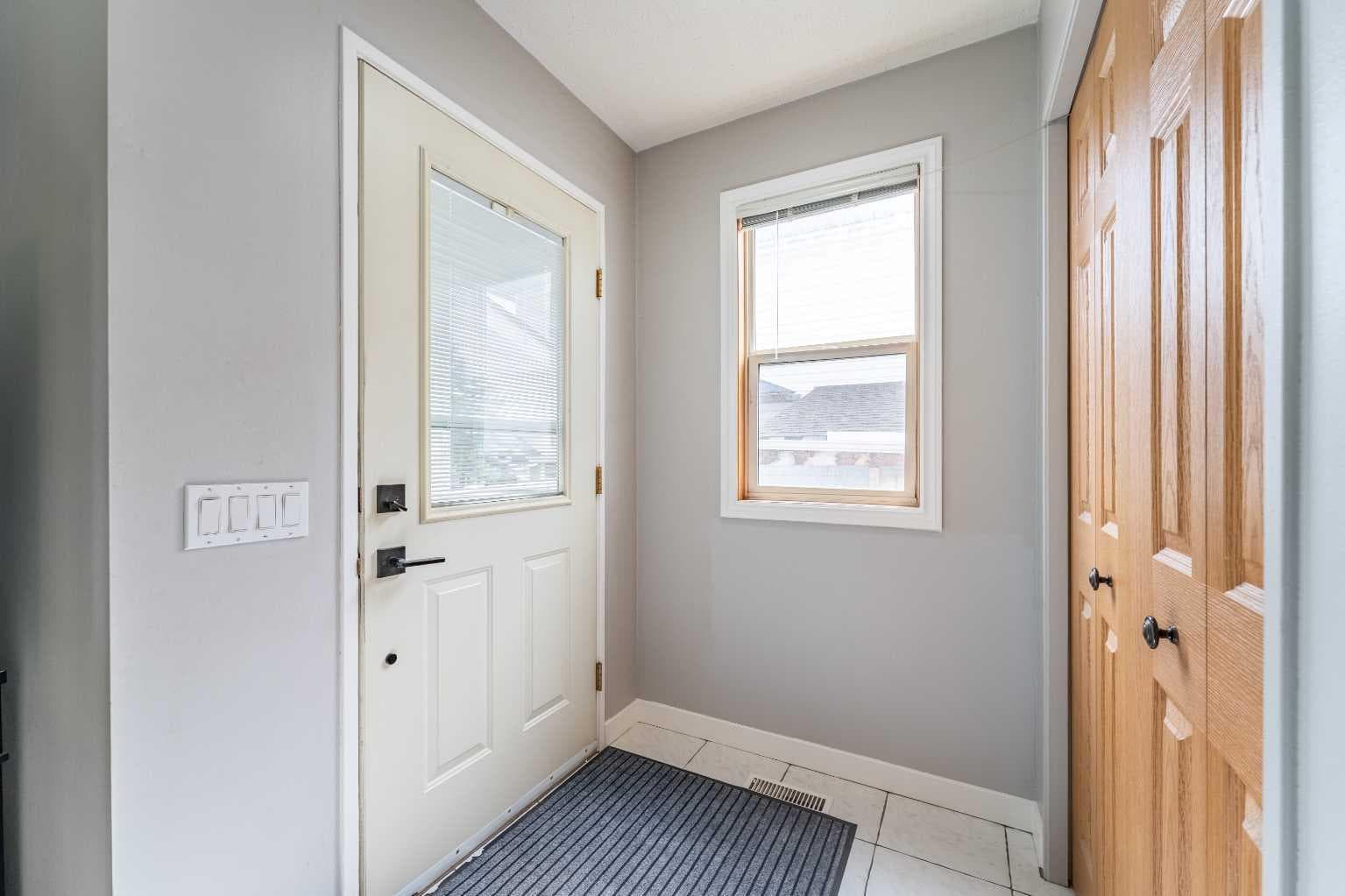 40 Fonda Crescent SE