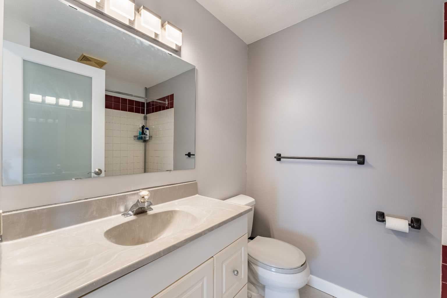 40 Fonda Crescent SE