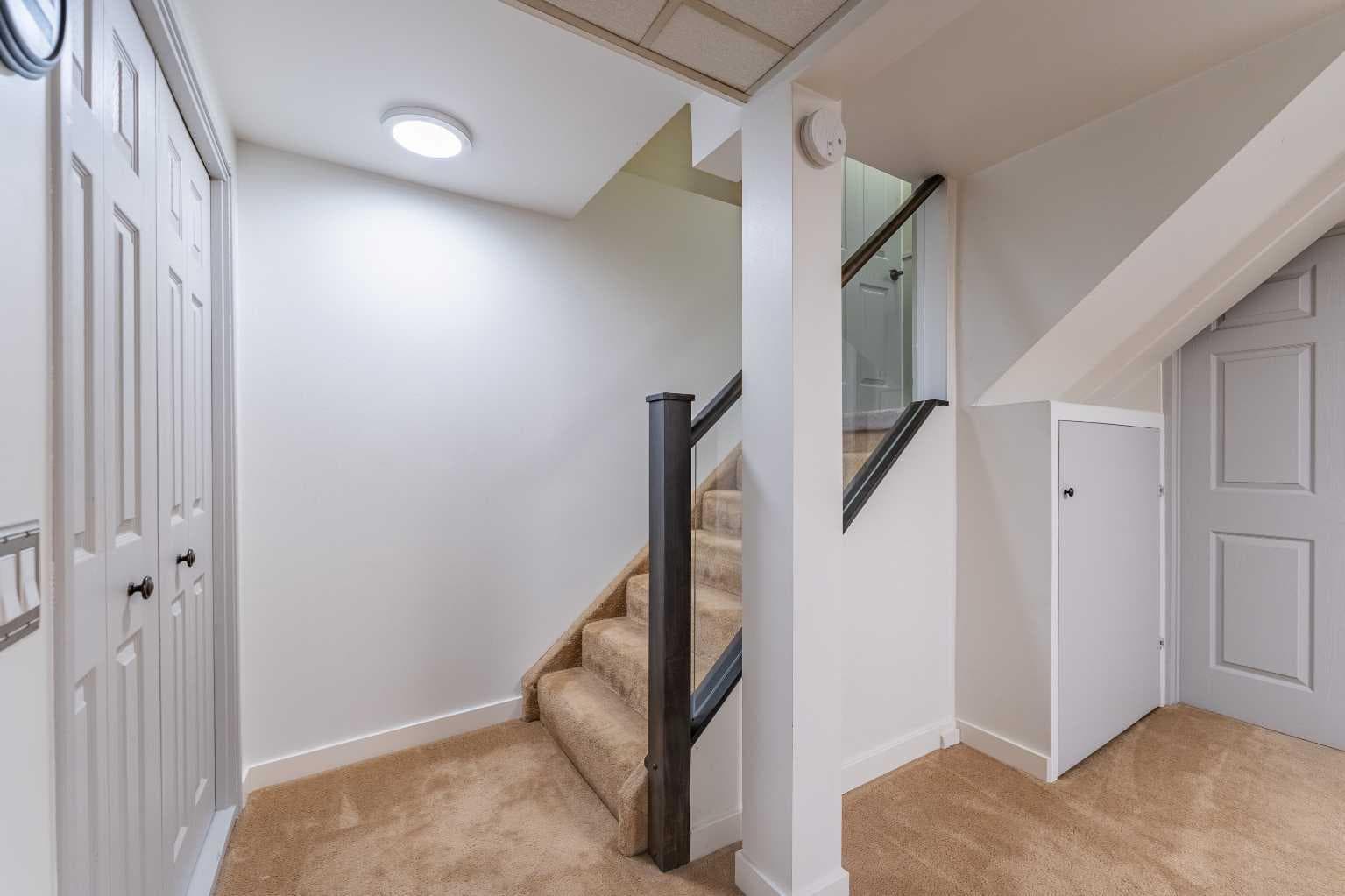 40 Fonda Crescent SE