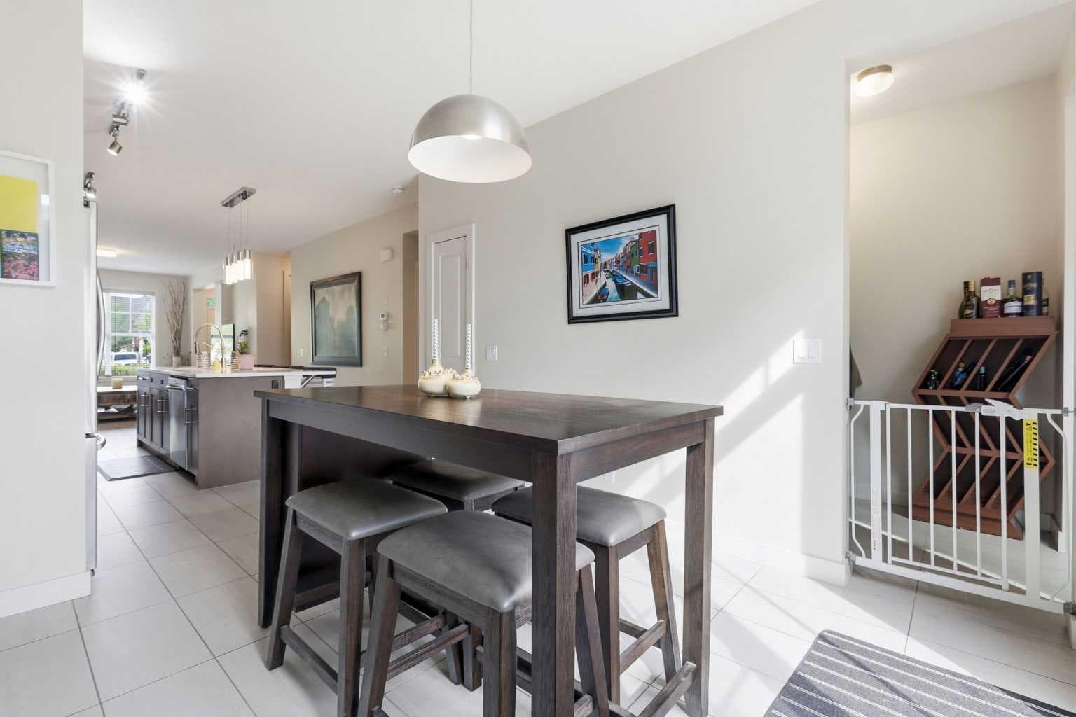 82 Dieppe Drive SW