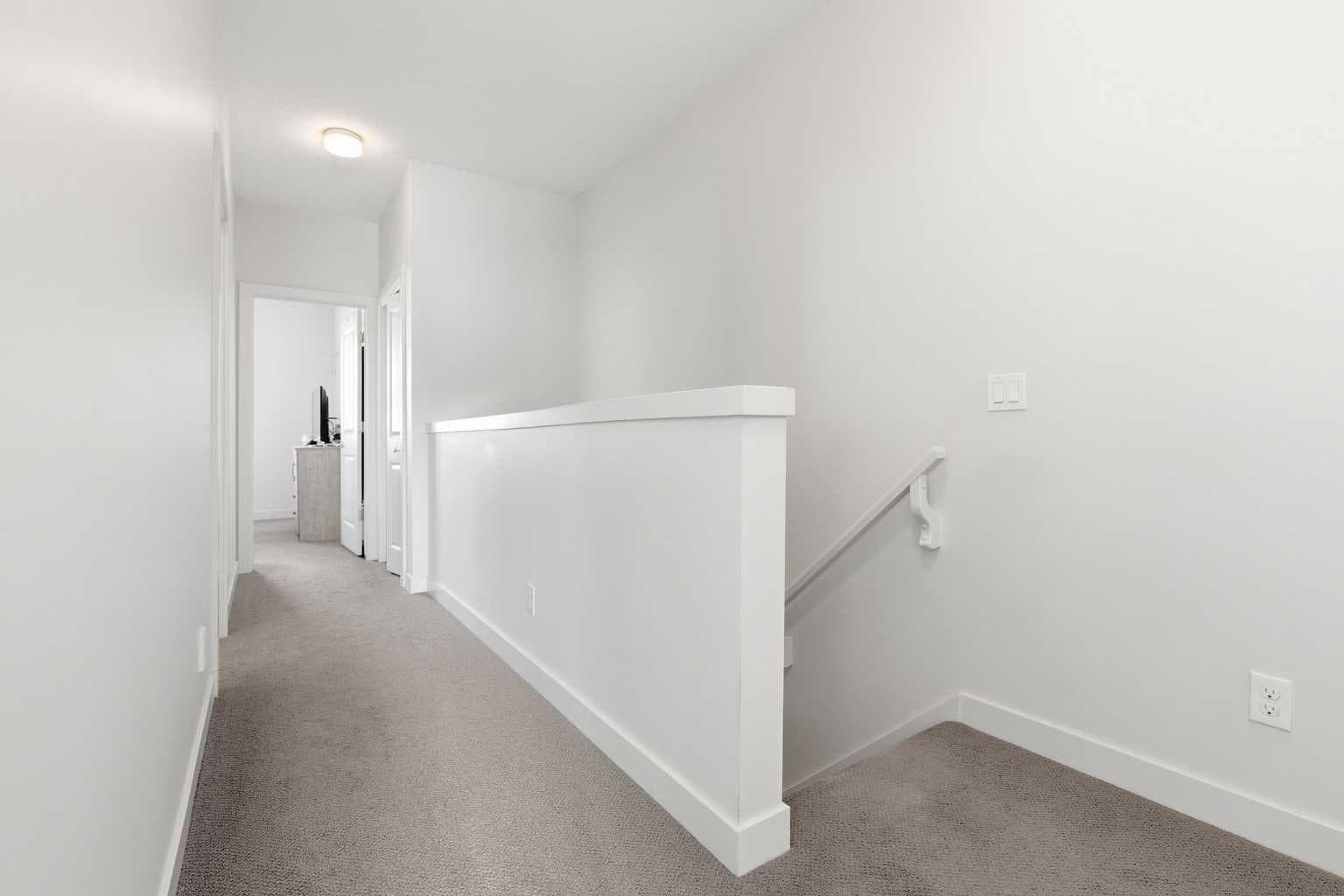 82 Dieppe Drive SW