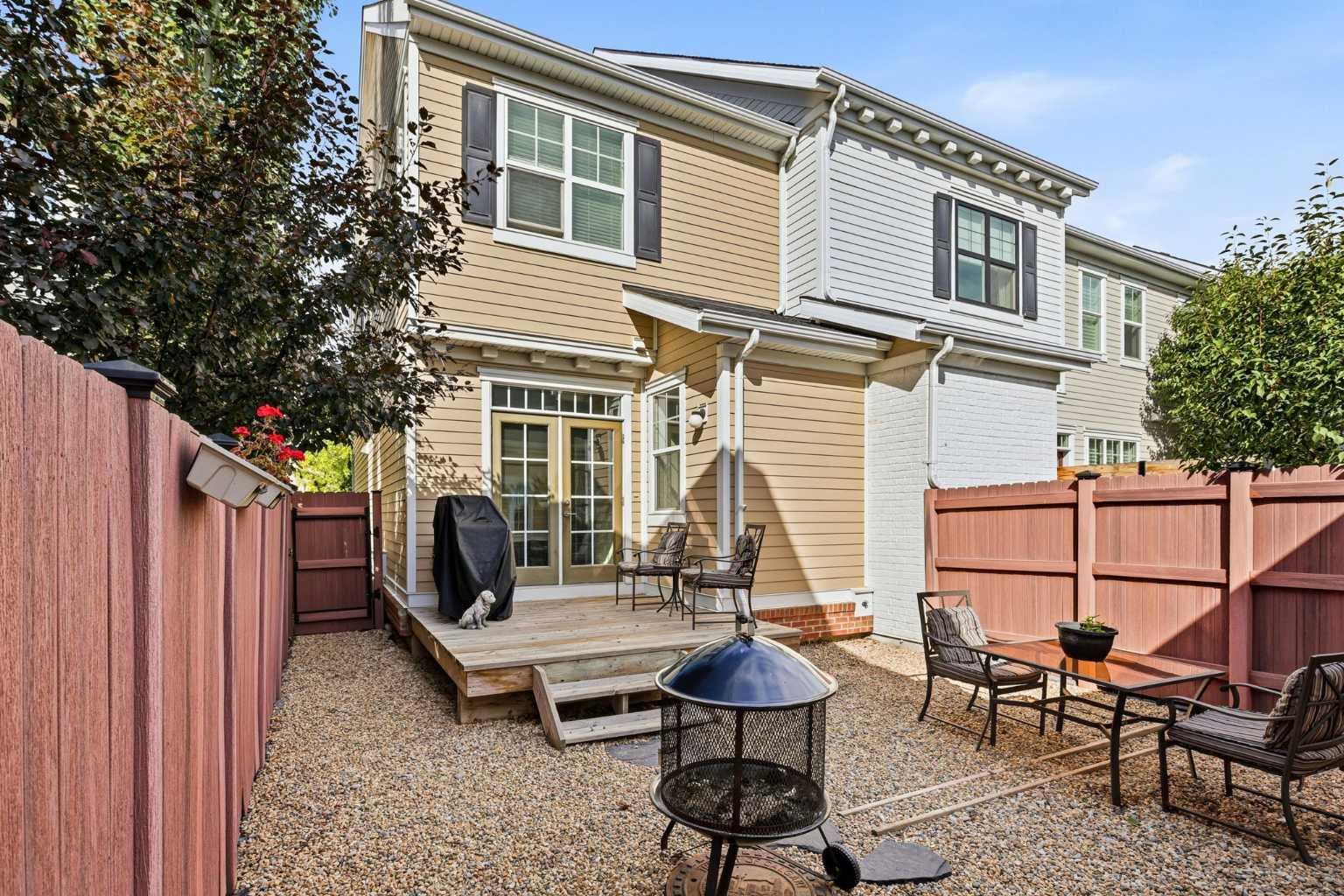 82 Dieppe Drive SW