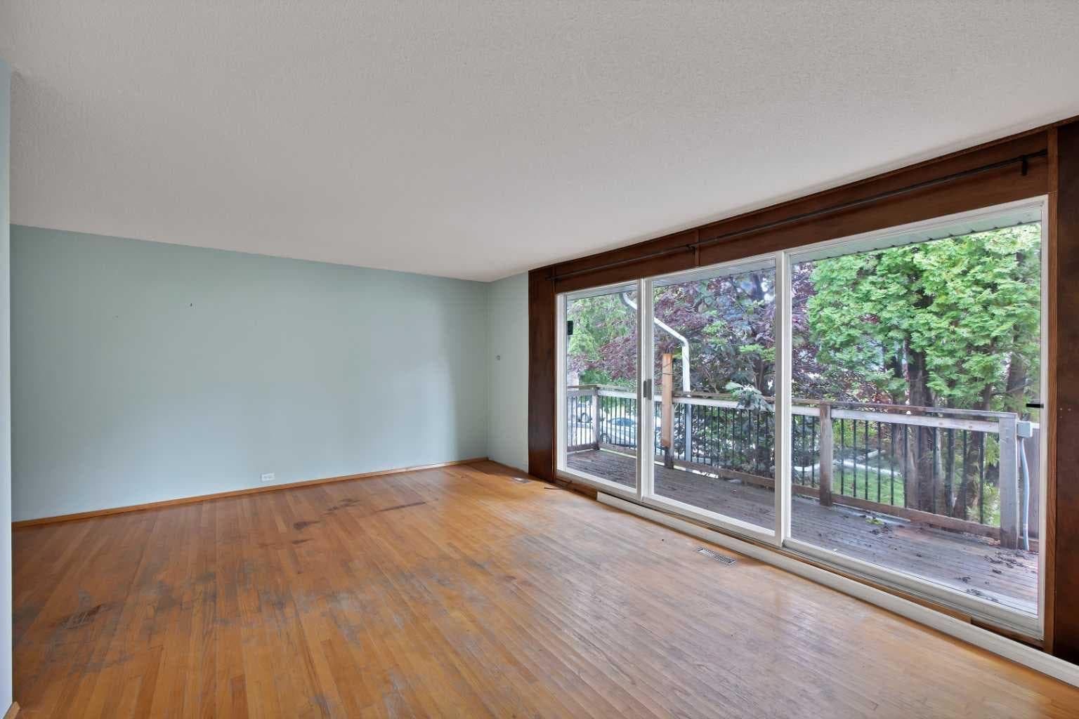 732 Sabrina Road SW