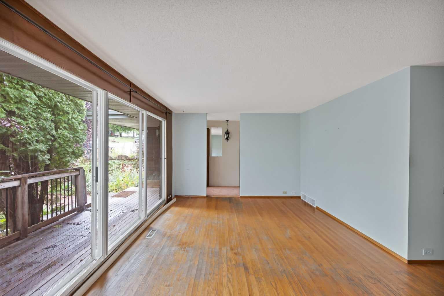 732 Sabrina Road SW