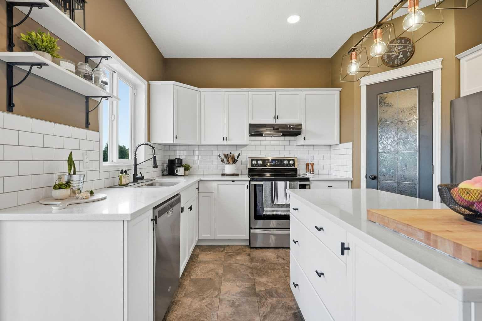 220 Springmere Place 