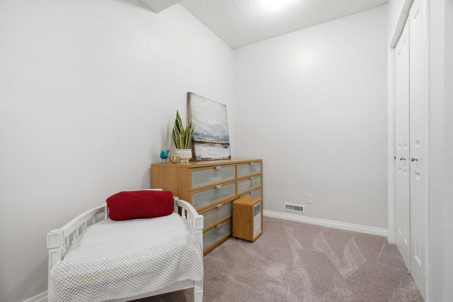 220 Springmere Place 