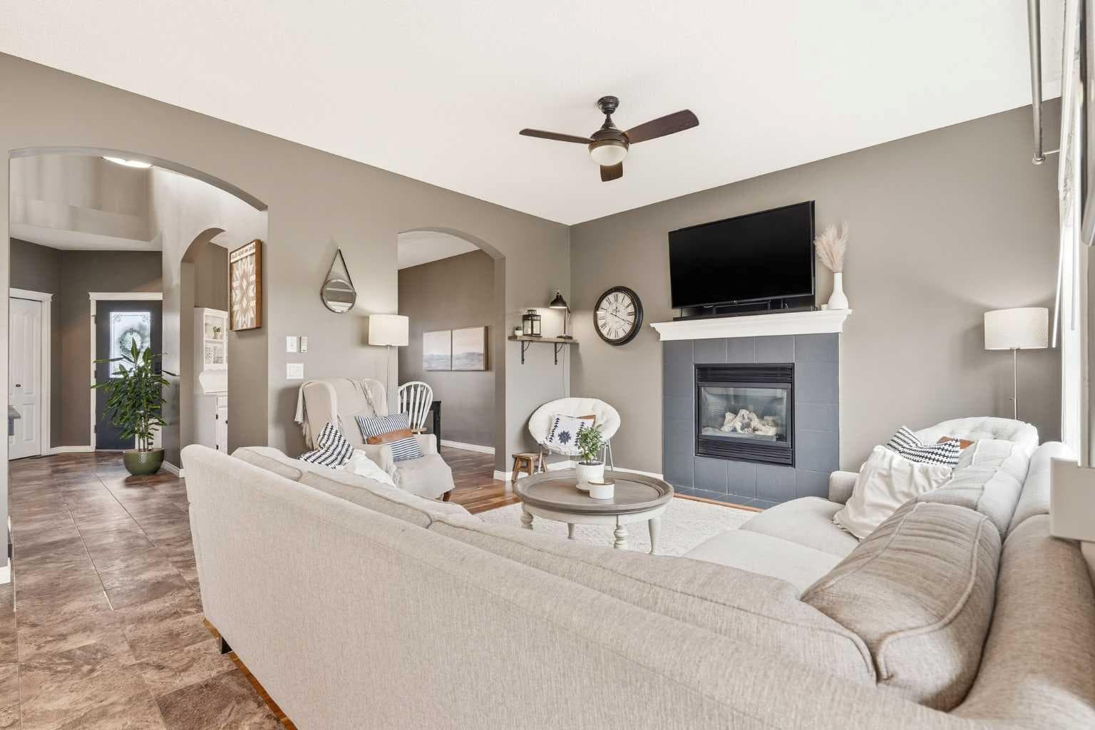 220 Springmere Place 