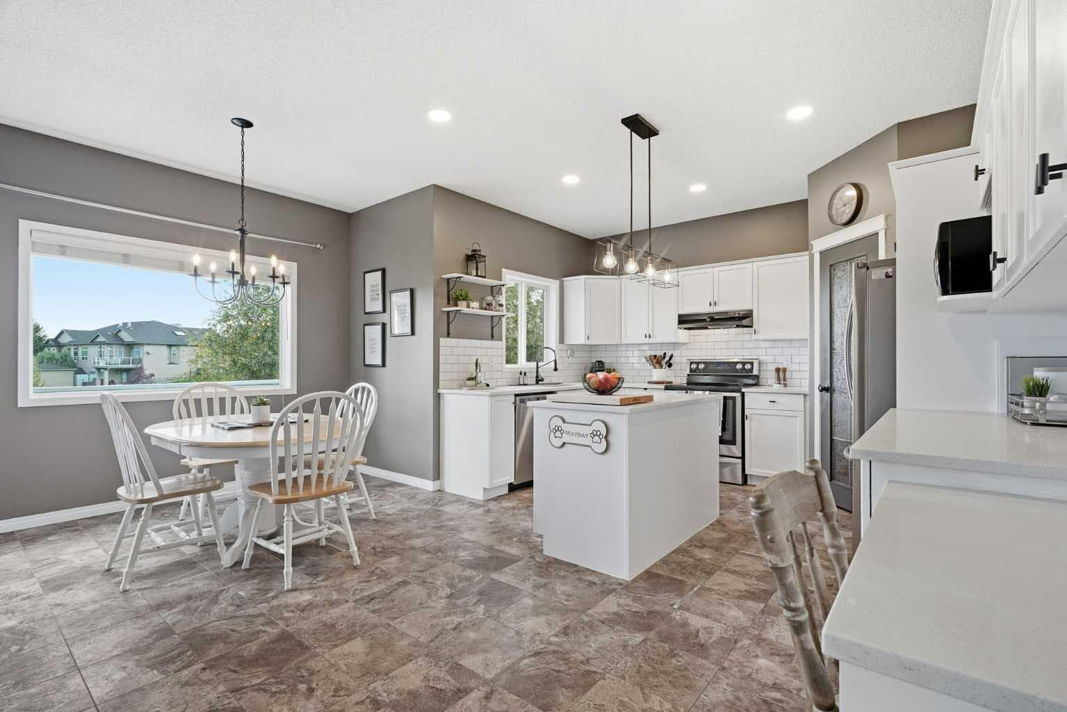 220 Springmere Place 