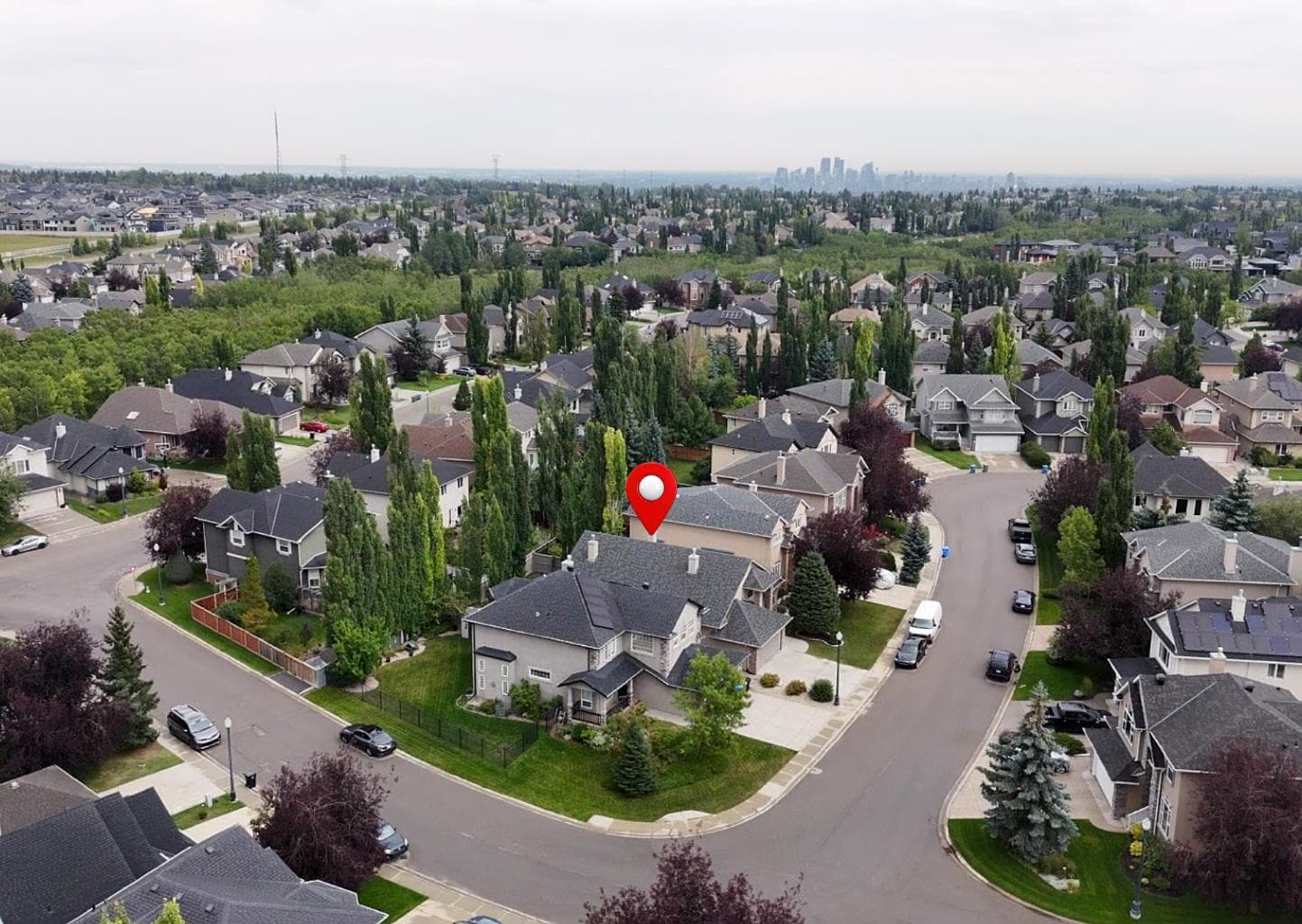 133 Strathlea Court SW