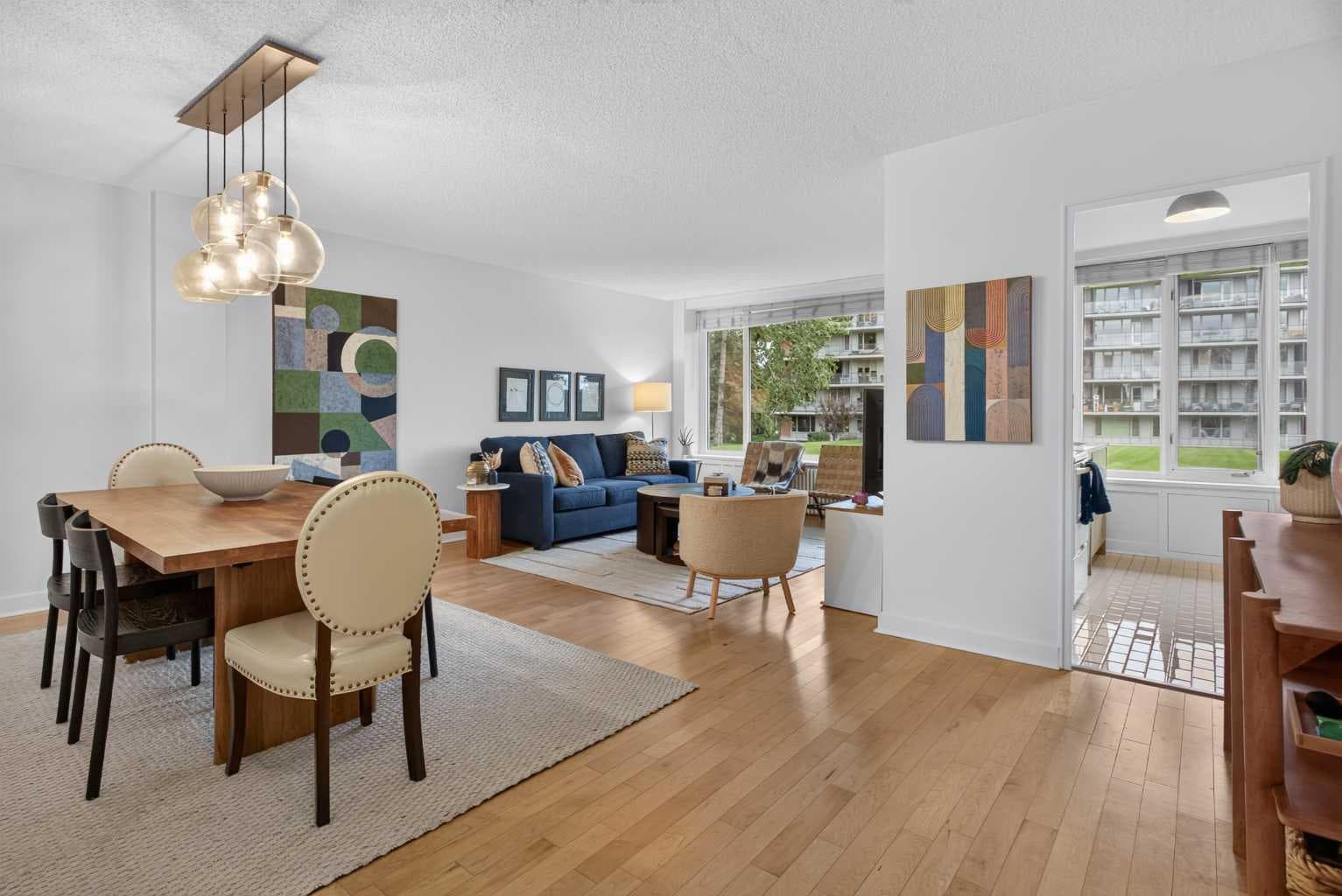 204, 3316 Rideau Place SW