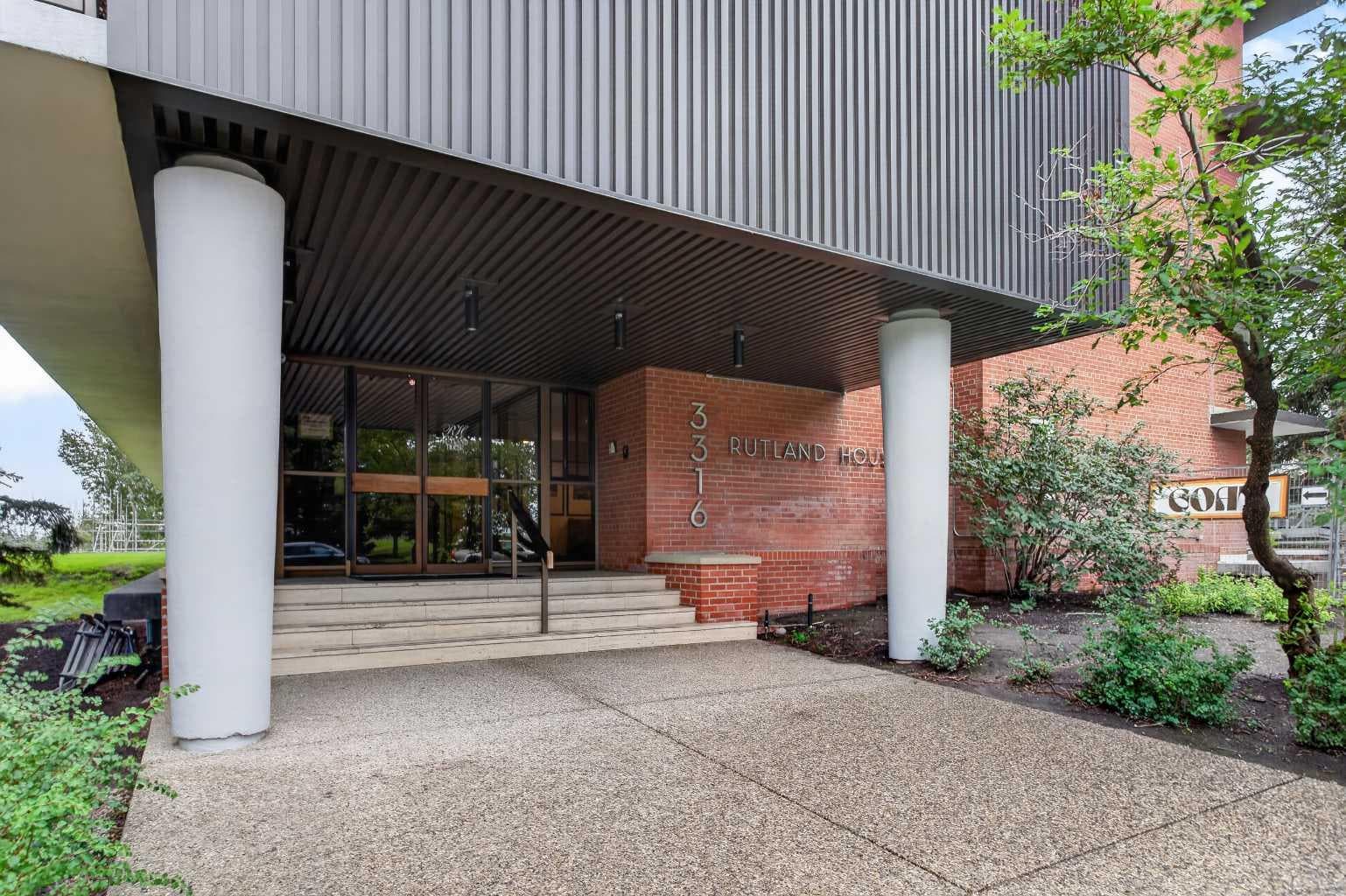 204, 3316 Rideau Place SW
