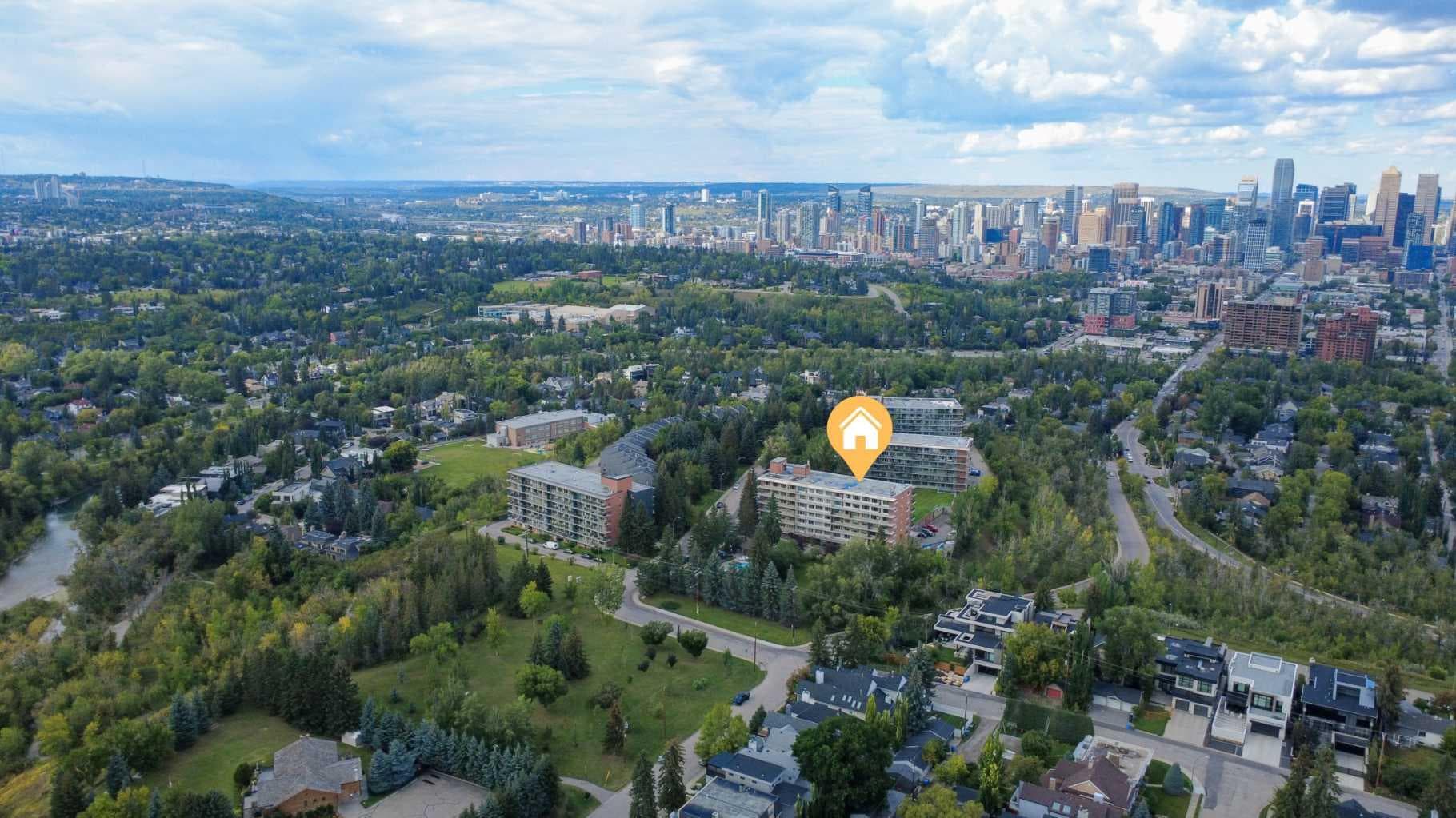 204, 3316 Rideau Place SW