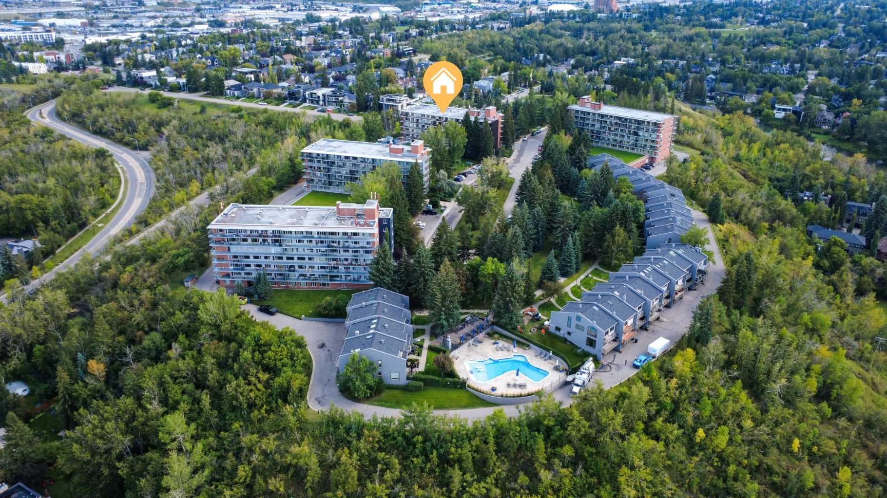 204, 3316 Rideau Place SW