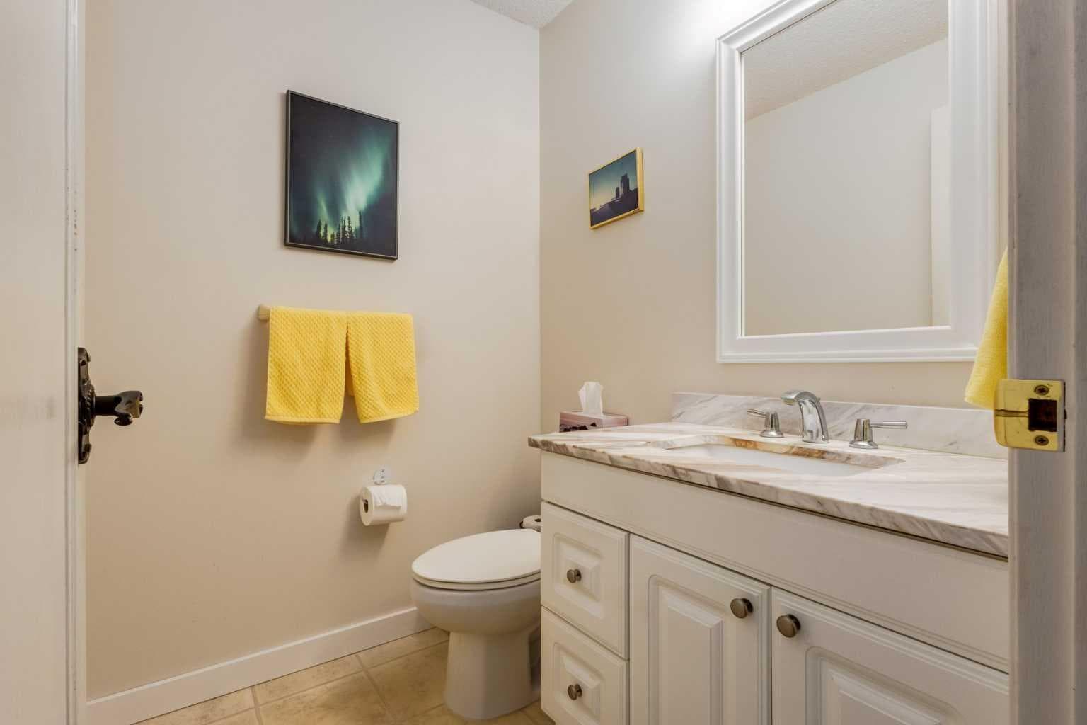 35 Millrise Way SW