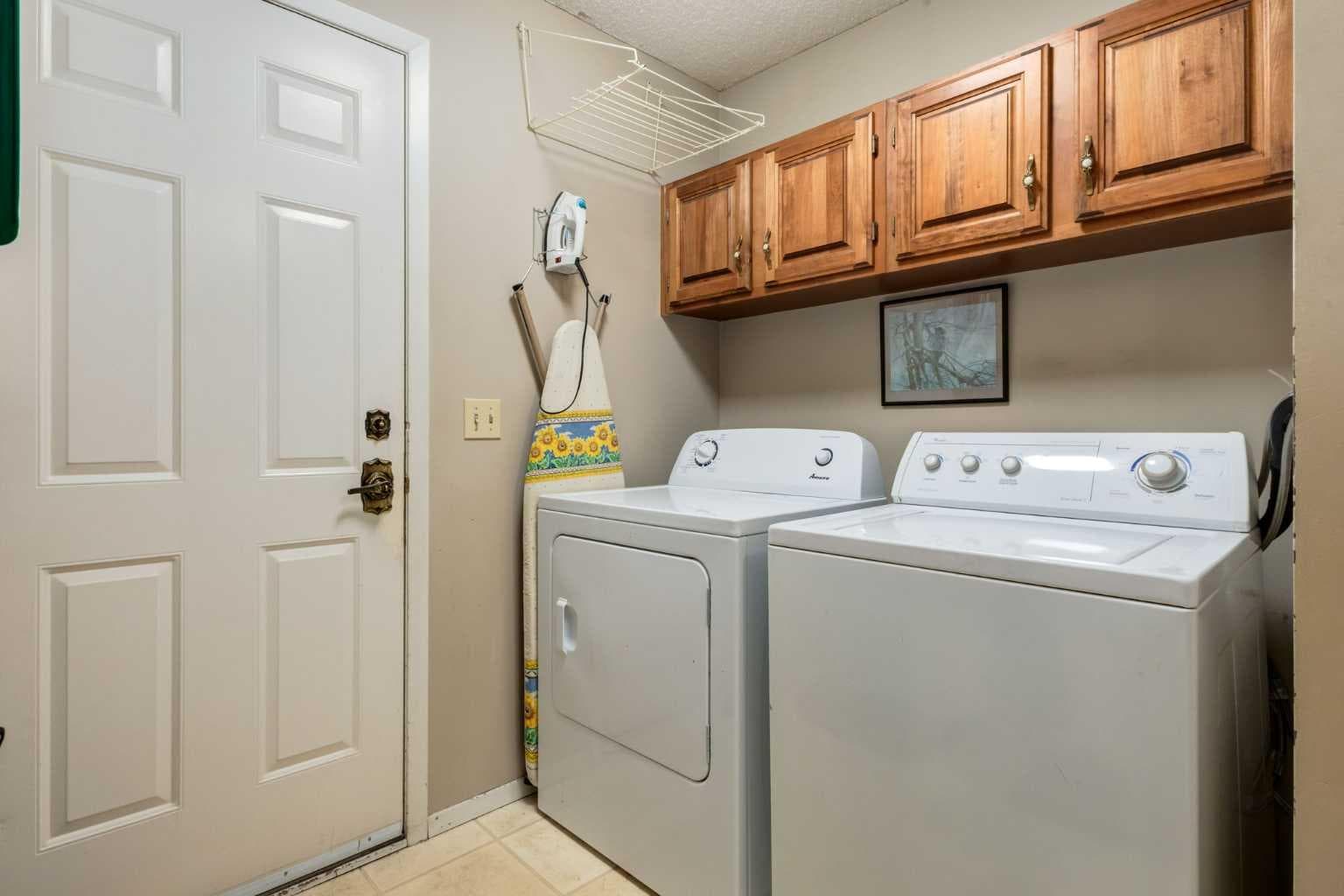 35 Millrise Way SW