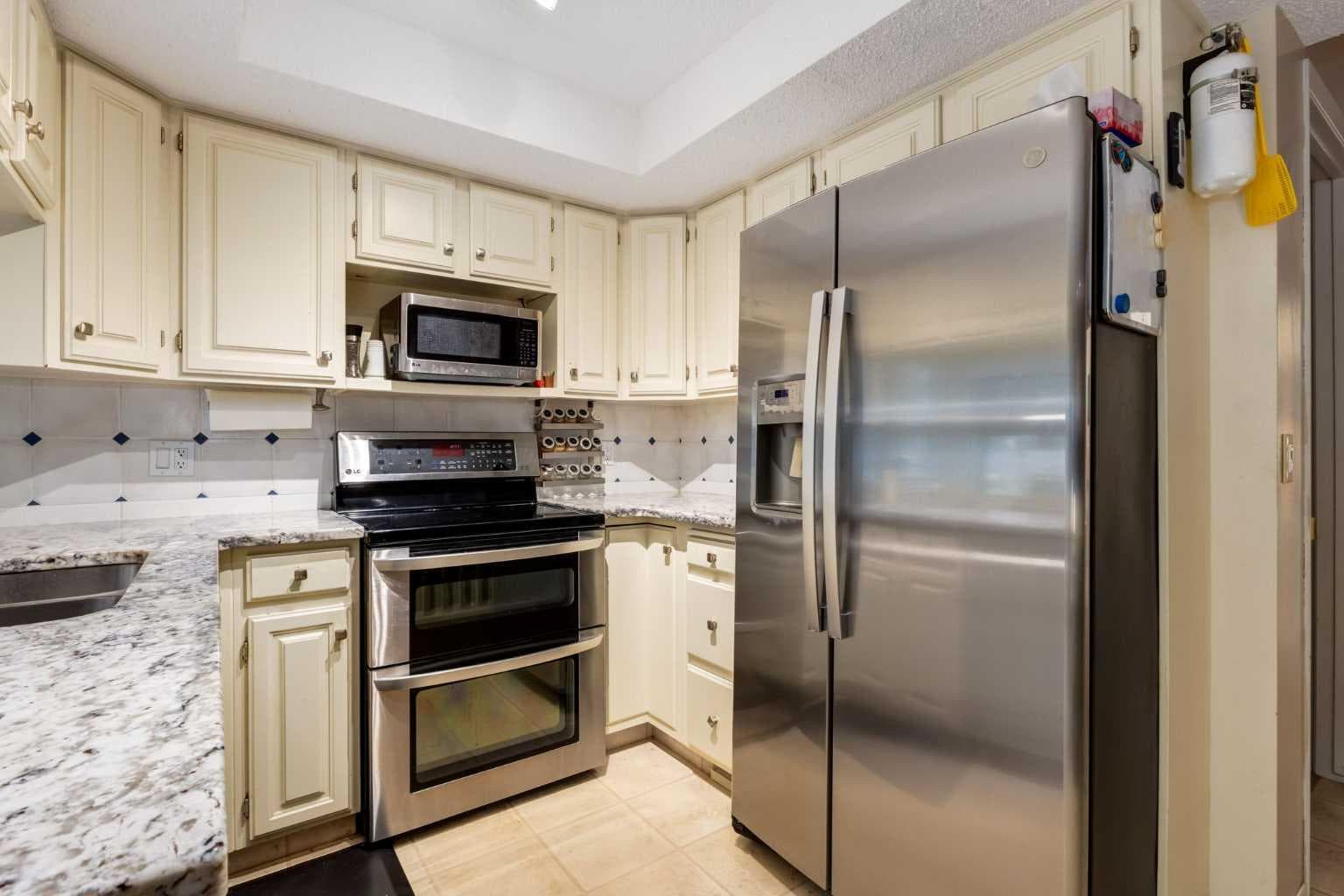 35 Millrise Way SW
