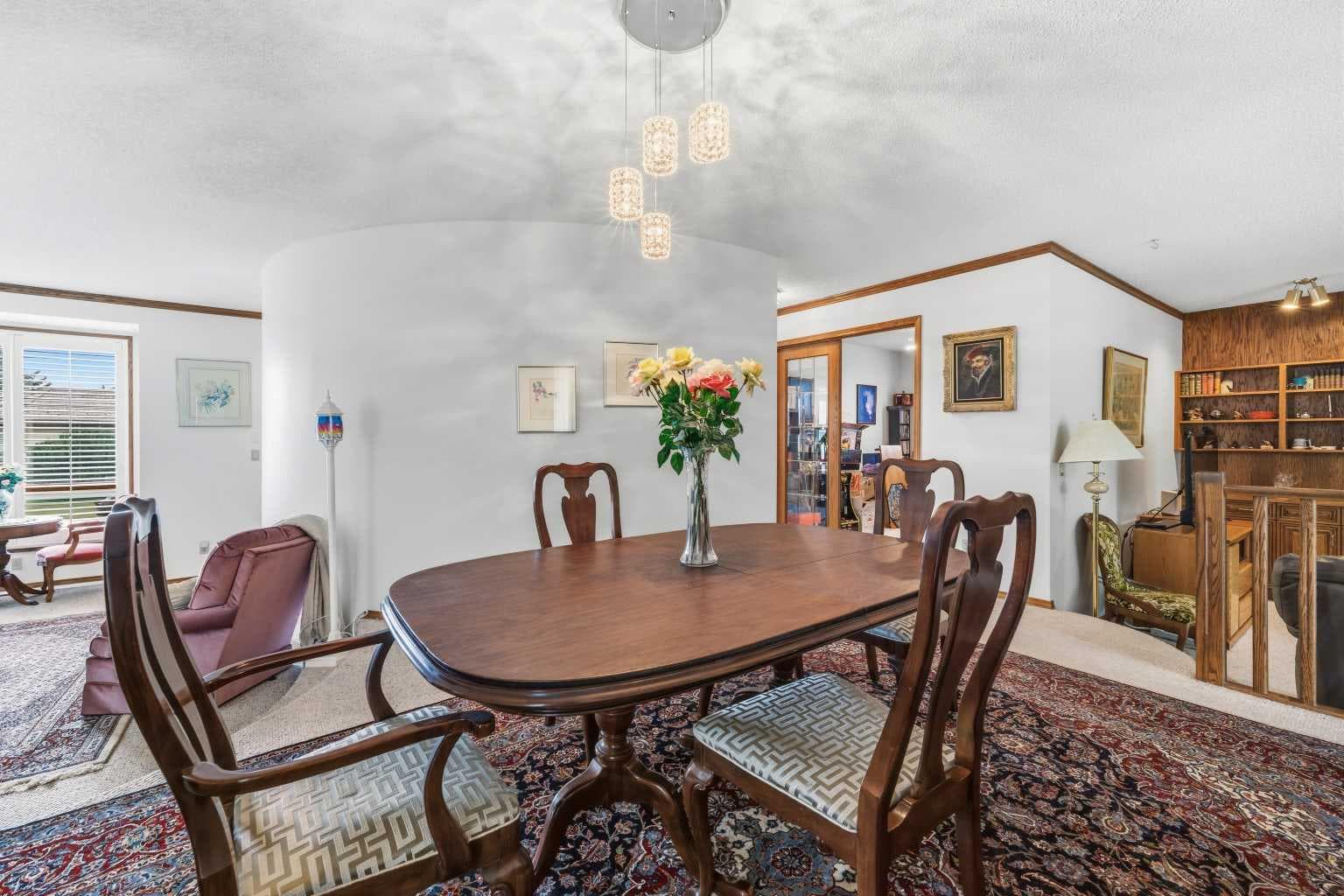 232 Hawkview Manor Circle NW