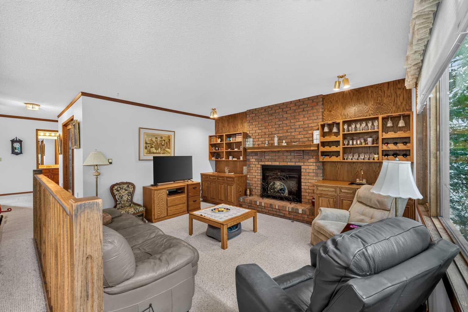 232 Hawkview Manor Circle NW